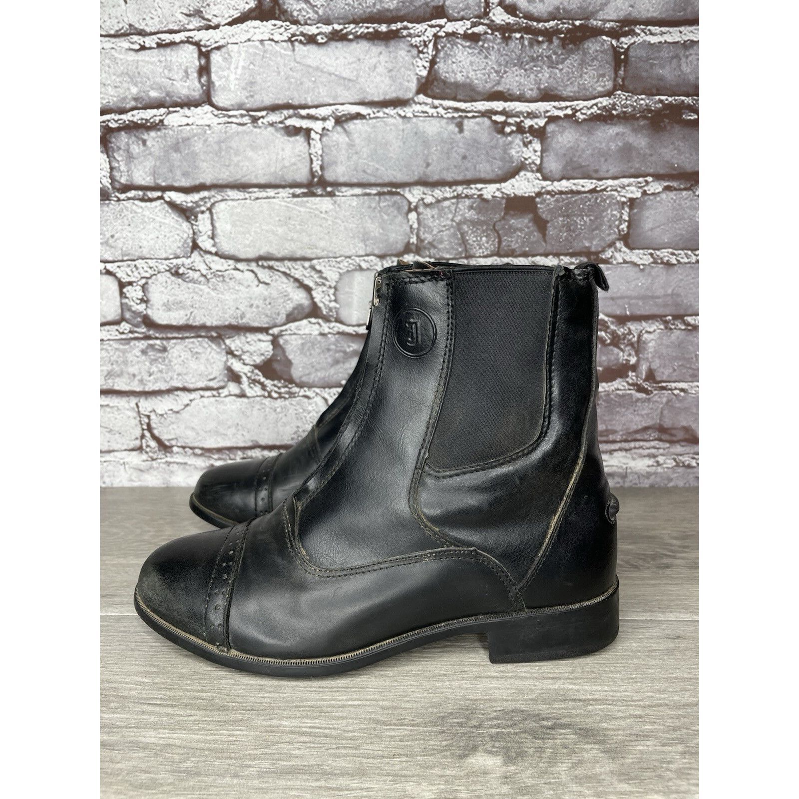 Justin Justin Black Leather Front Zip Jodhpur Cap Toe Boots Women S Size US 7 / IT 37 - 2 Thumbnail