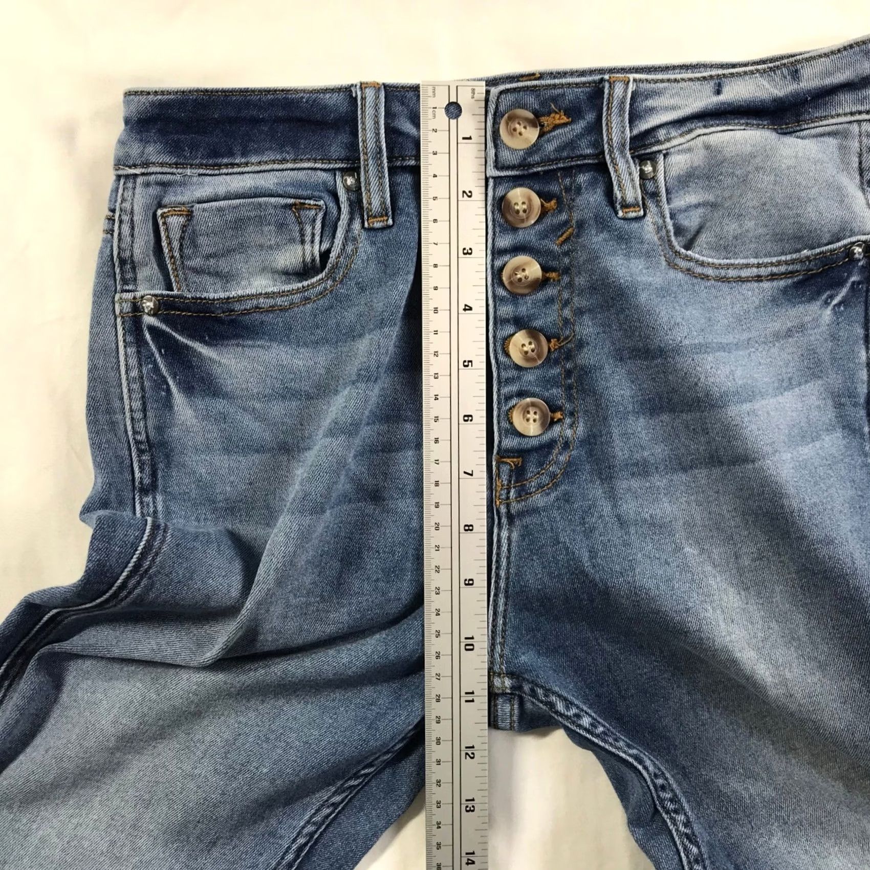 Vintage VIGOSS Jeans Flare High Rise Button Fly 27 Womens Medium Wash Blue 5-Pocket Denim Overall Shape Boots Heel Womens Size 27" / US 4 / IT 40 - 3 Thumbnail