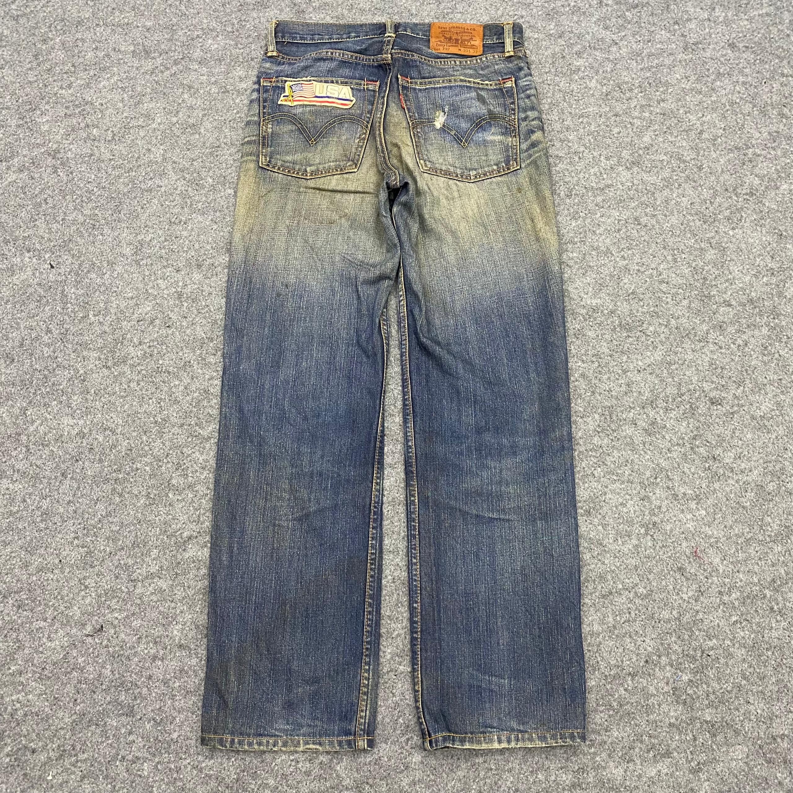Levi's Vintage Levis 702 Distressed Denim Kurt Cobain Style Size US 30 / EU 46 - 3 Thumbnail