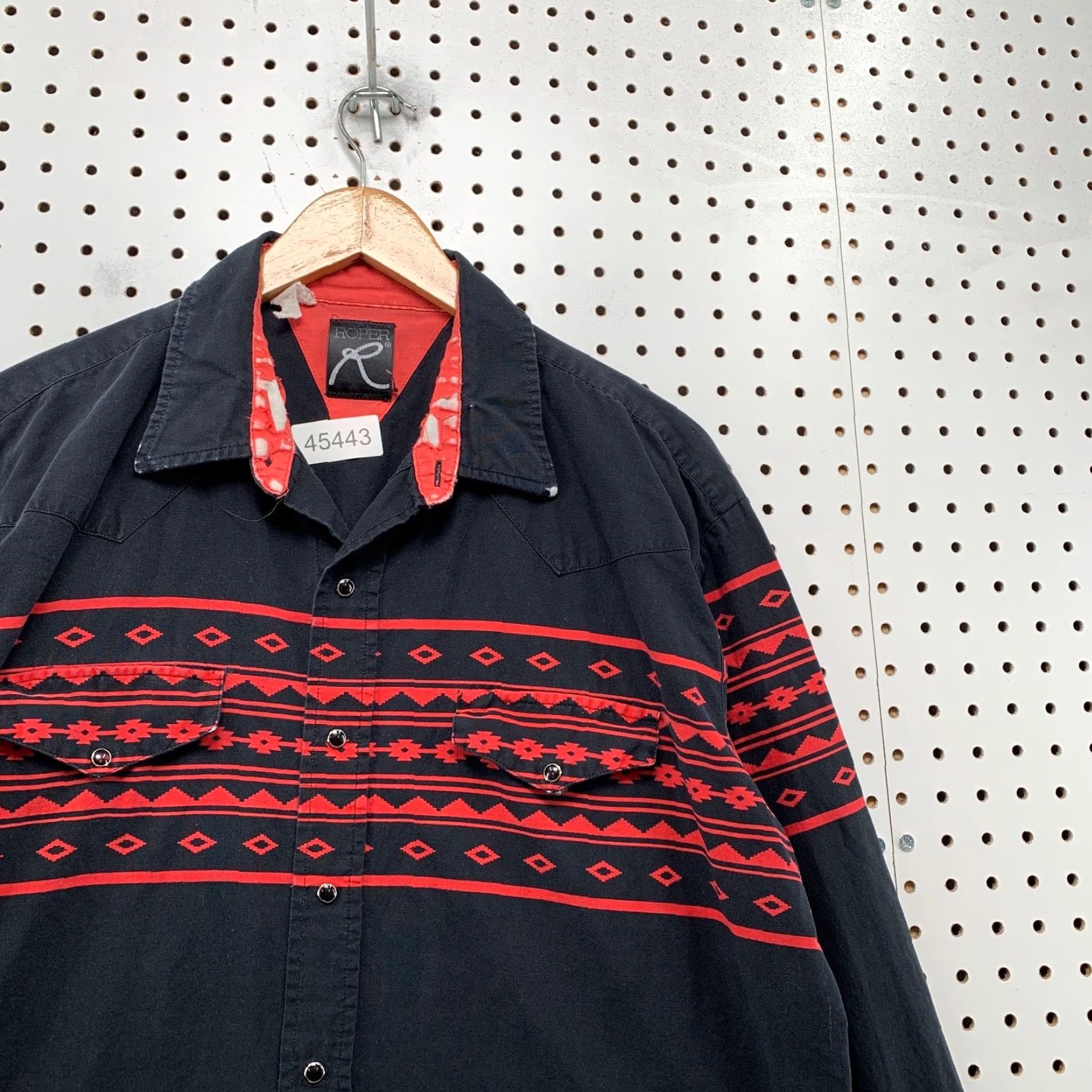 Roper VINTAGE Roper Western Snap Shirt Mens XL Black Red Aztex Southwestern USA Shirt Mens XL Black Red Aztex Southwestern USA Size US XL / EU 56 / 4 - 6 Thumbnail