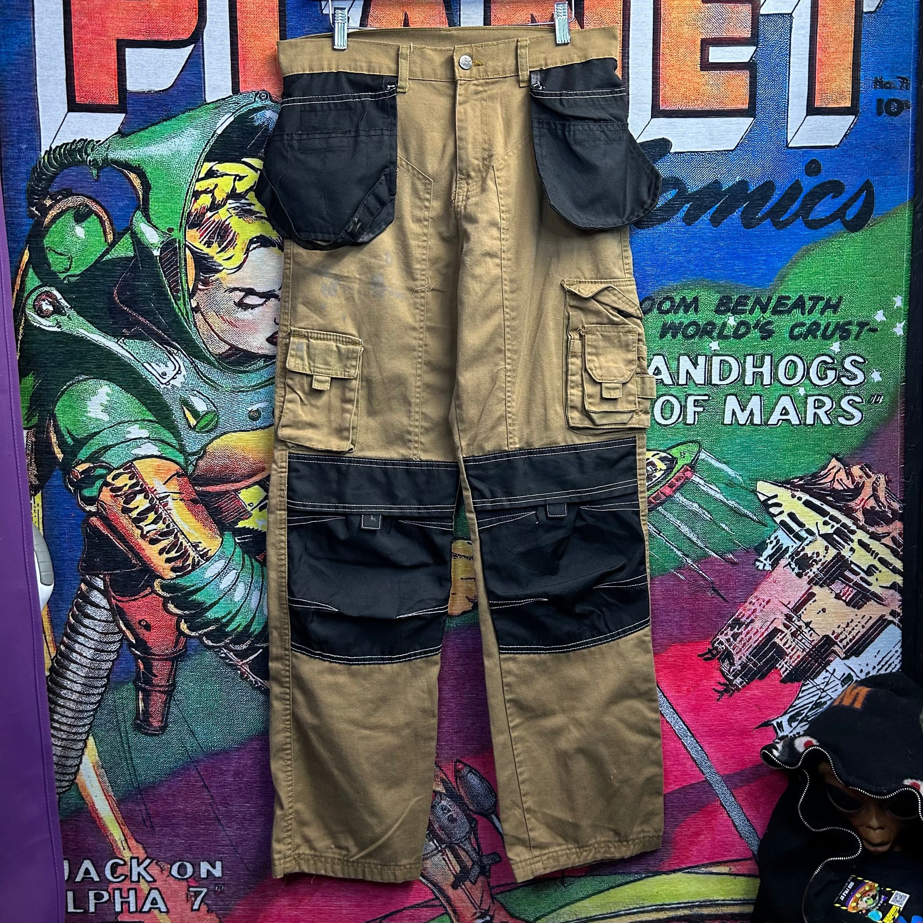 Khaki Cargo Pants Size 32”