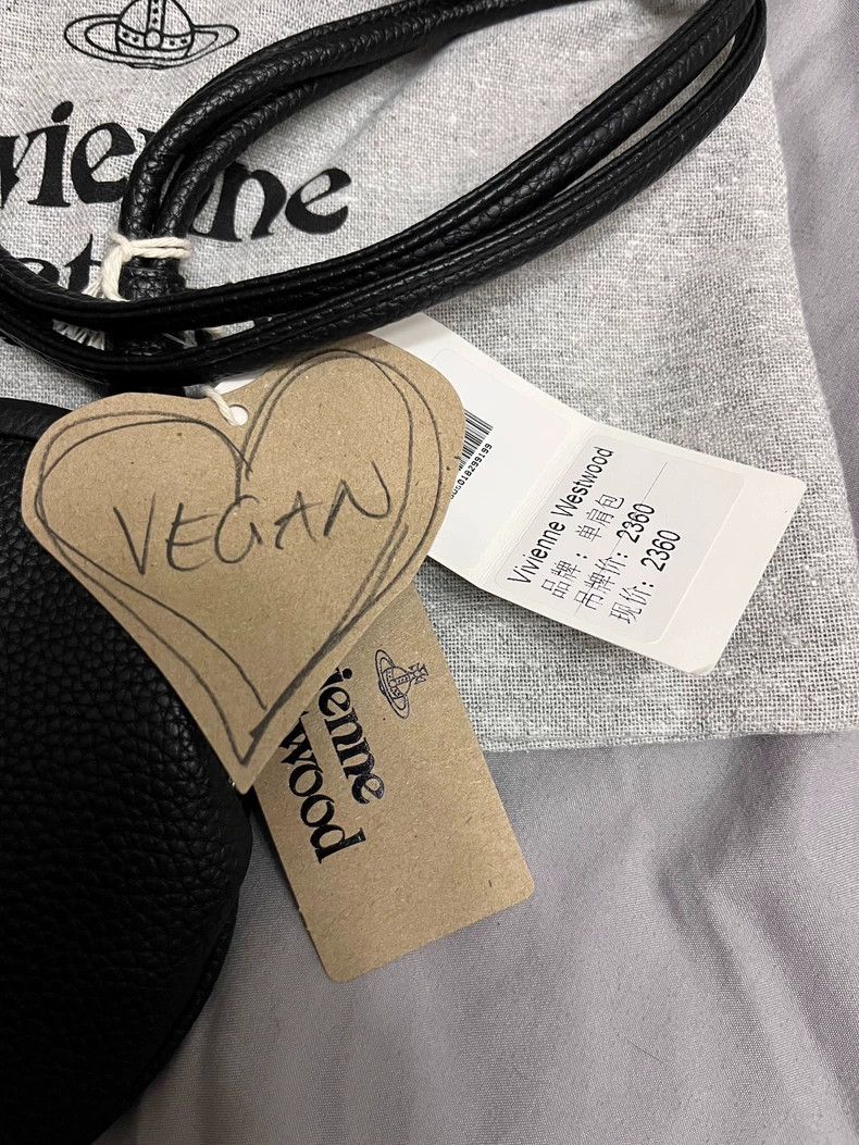 Vivienne Westwood Vivienne Westwood size os Black lychee pattern leather with Size ONE SIZE - 6 Thumbnail