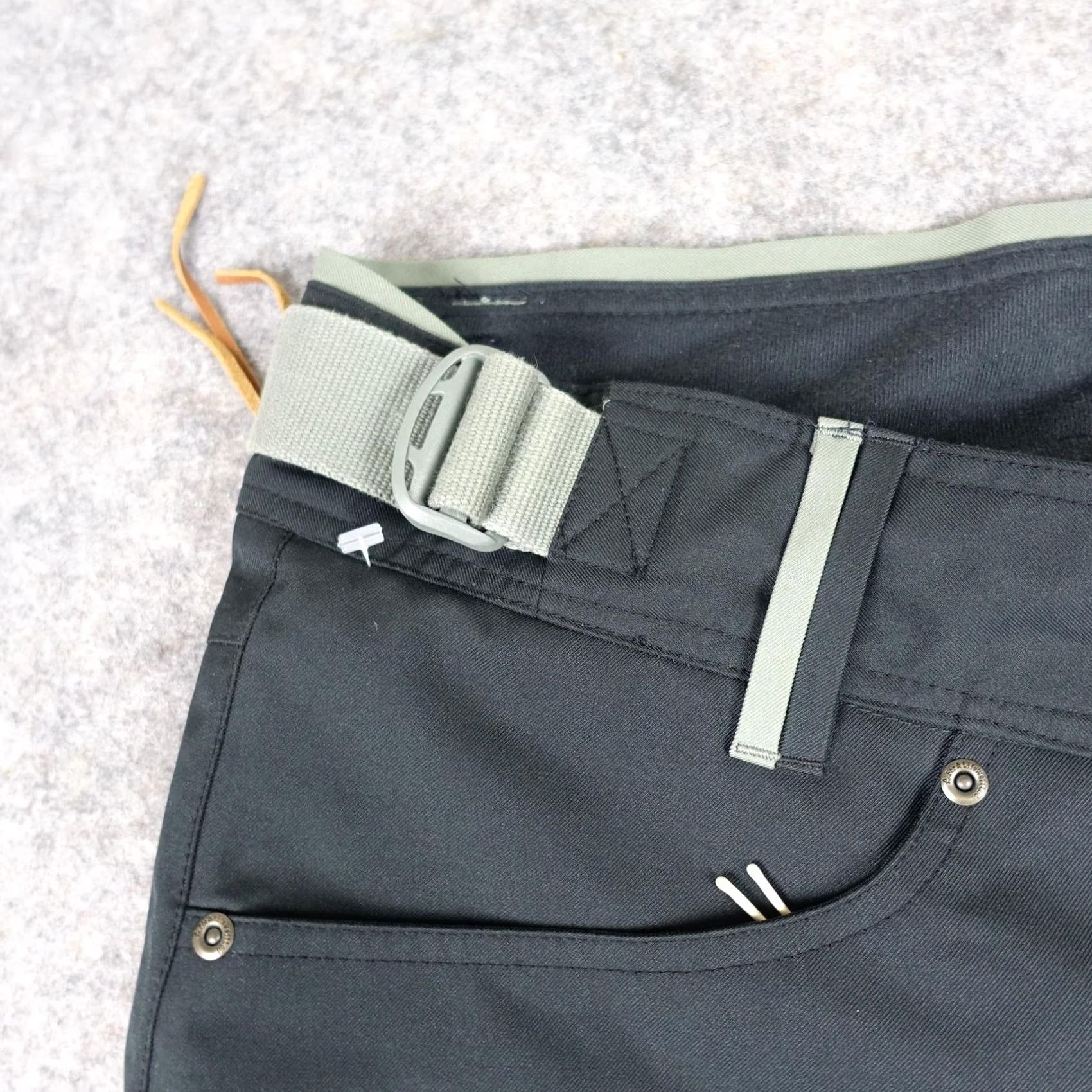 Vintage Holden Snow Pants Mens XL Black Waterproof Adjustable Waist Pockets Winter Ski Pants Mens XL Black Waterproof Adjustable Waist Pockets Winter Size US 36 / EU 52 - 5 Thumbnail