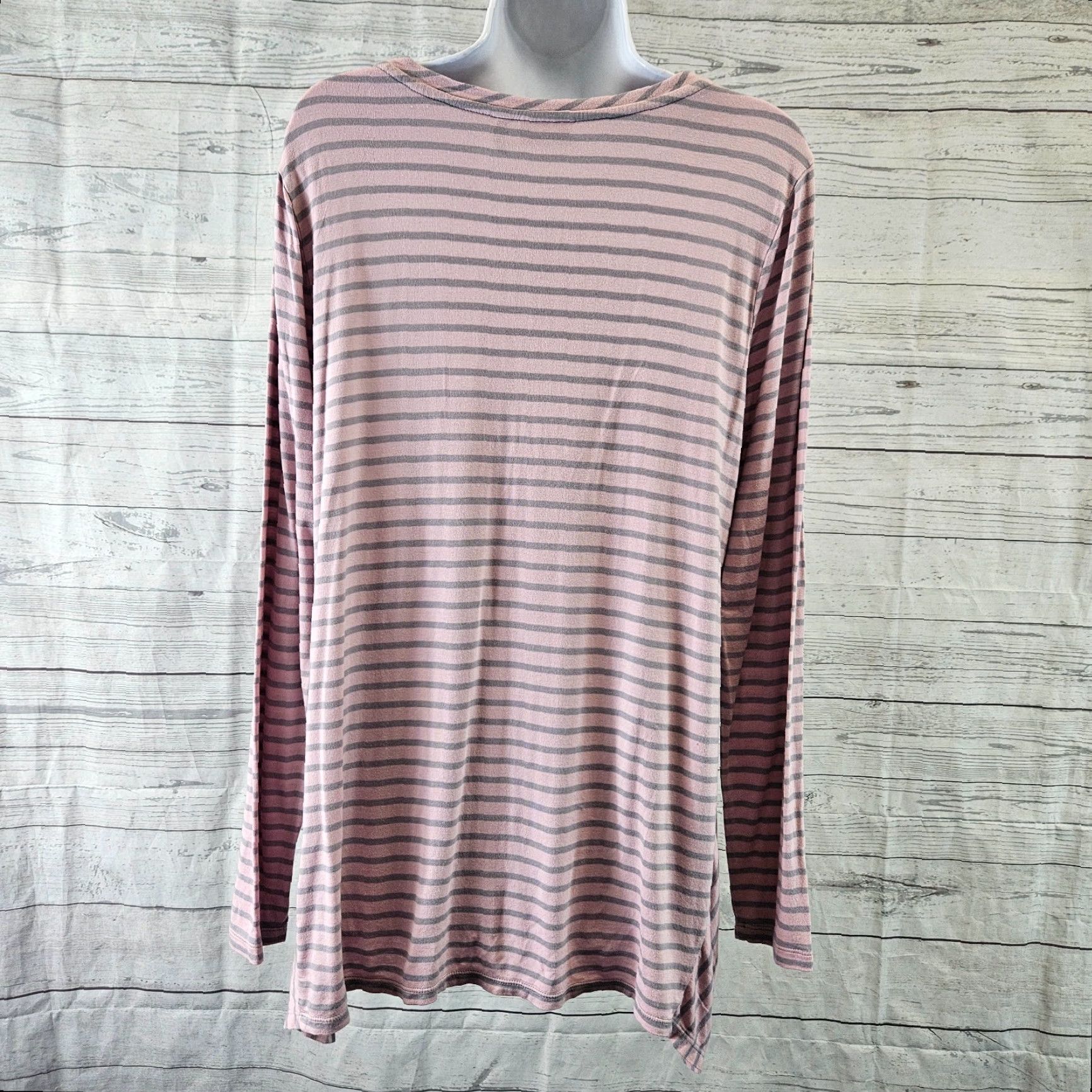 Vintage LOGO Lori Goldstein Womens Blouse Shirt Long Sleeve Pink Gray Stripe Rayon Medium Size M / US 6-8 / IT 42-44 - 4 Thumbnail