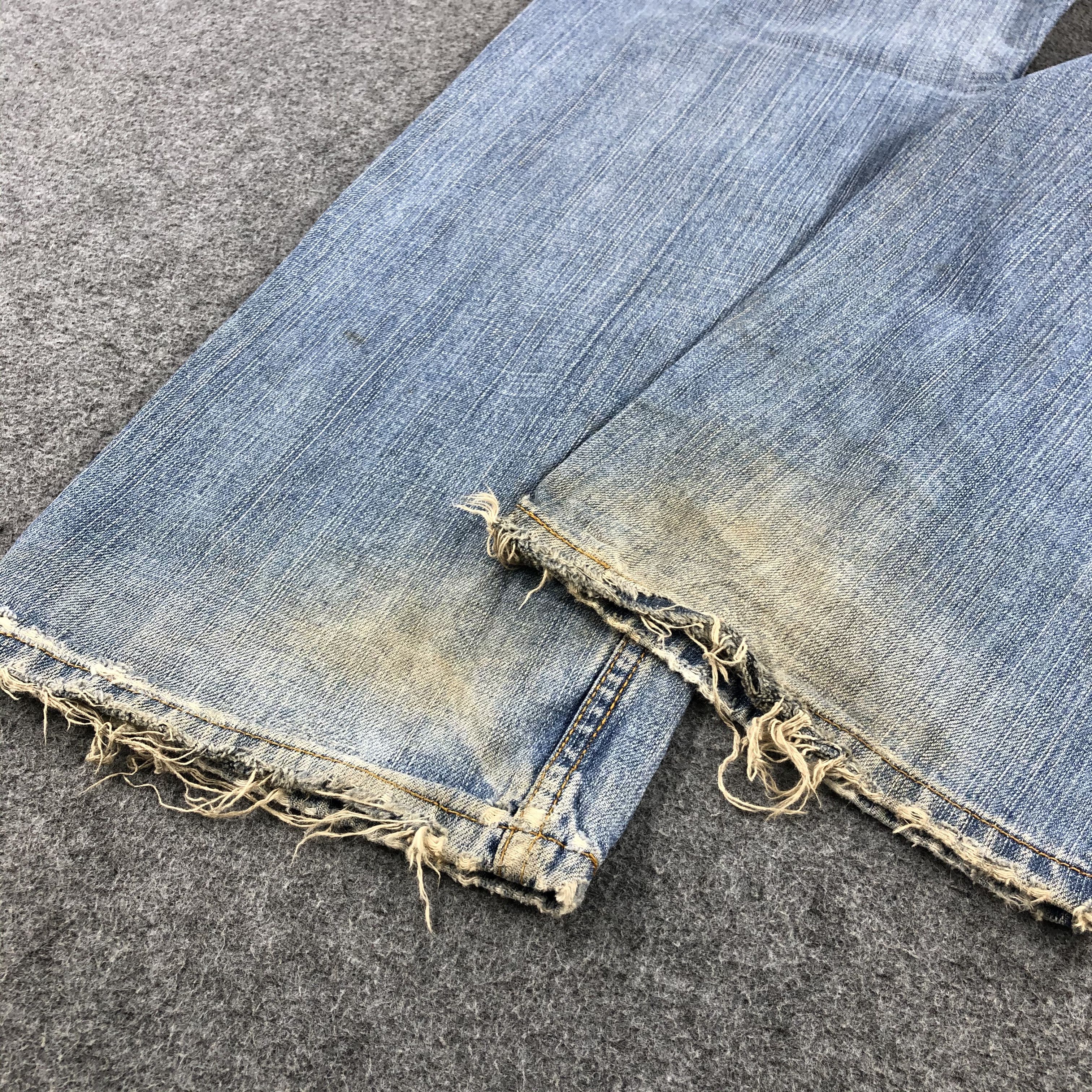 Levi's × Vintage Vintage Blue Wash Levis 559 Jeans-JM1277 Size US 35 - 5 Thumbnail