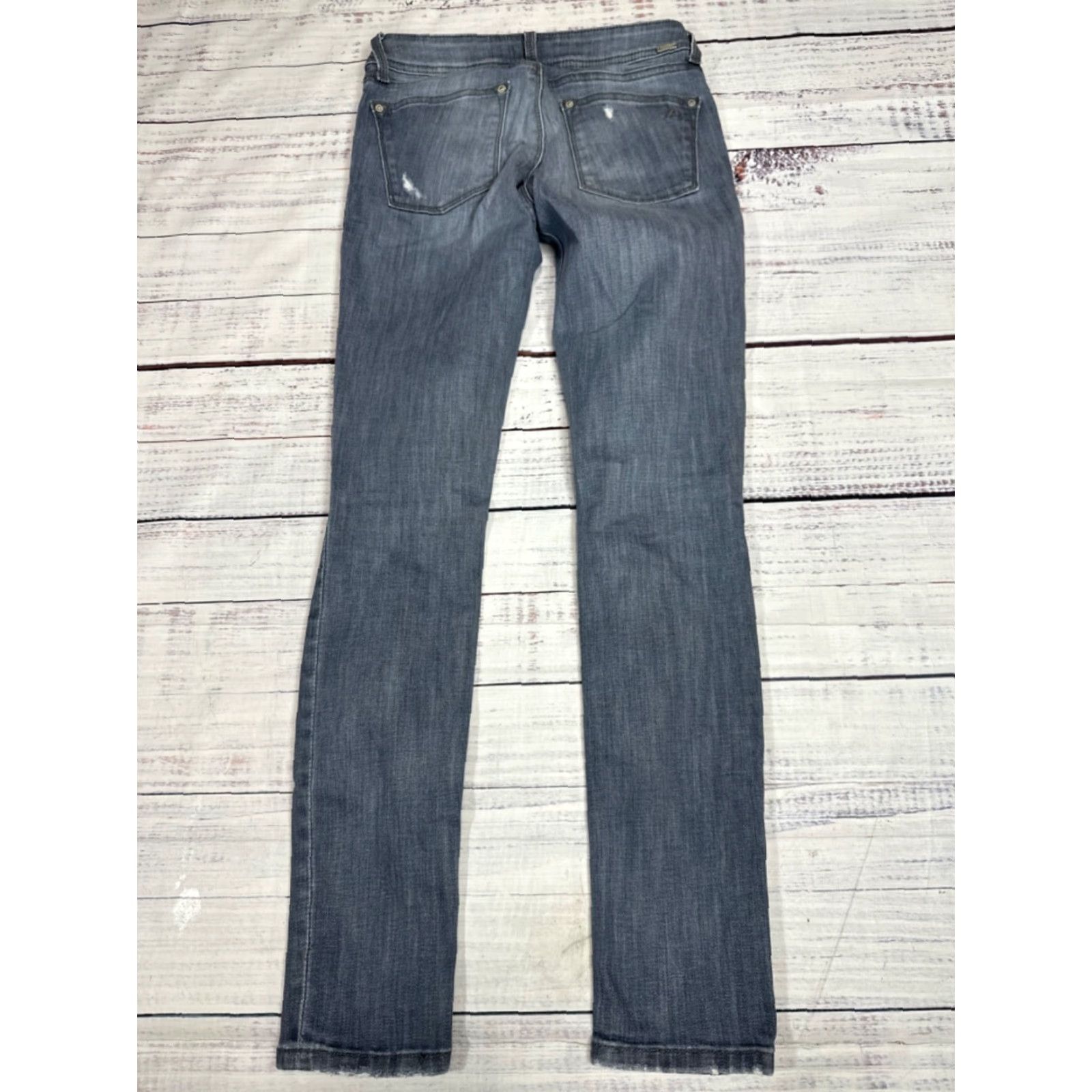 DL1961 DL1961 Emma Jeans Size 25 Blue Distressed Skinny Womens Cotton Blend Jeans Size 42" / US 20 - 6 Thumbnail