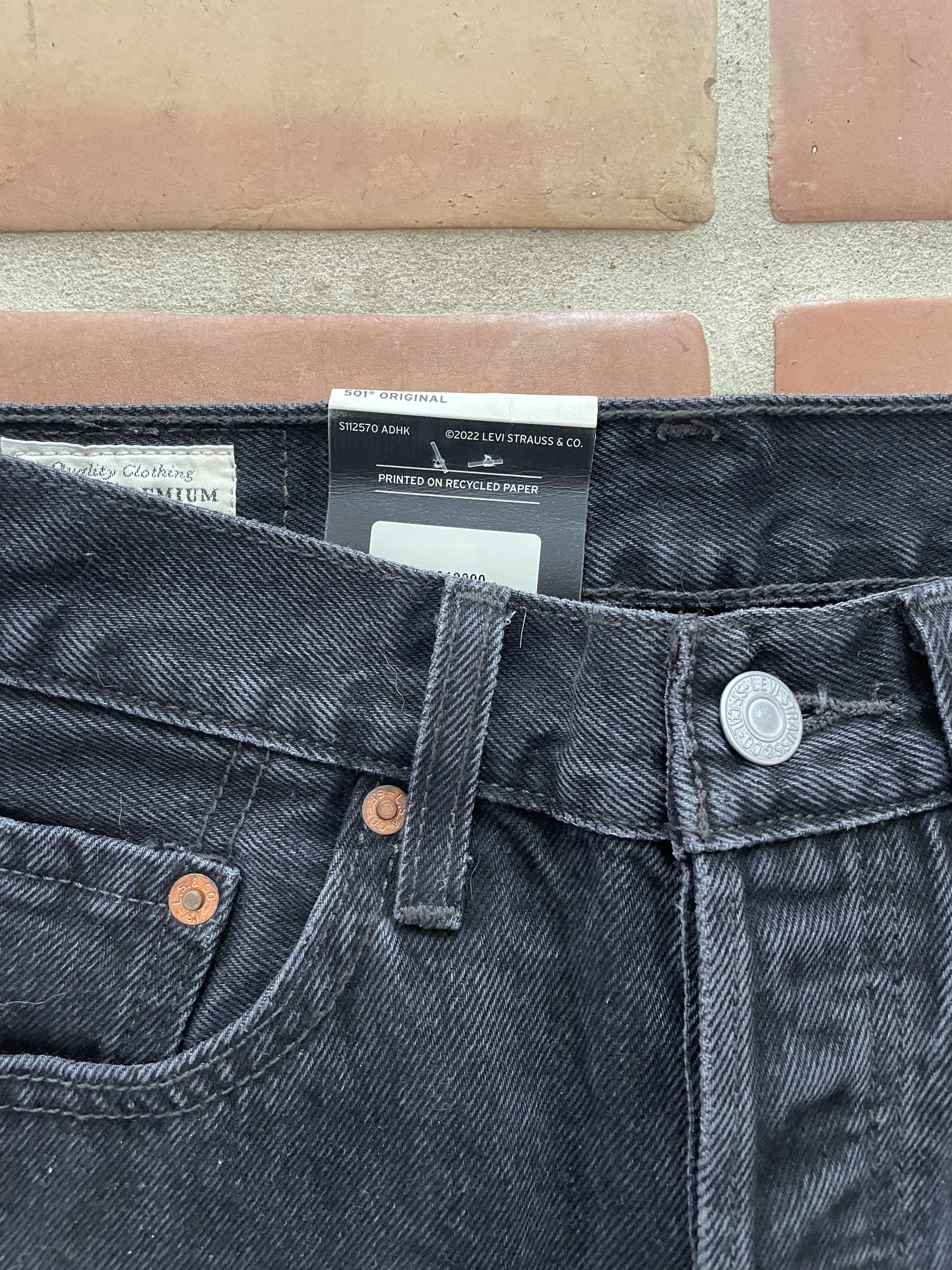 Levi's 501® Original Women's Chaps Size 26" / US 2 / IT 38 - 2 Thumbnail