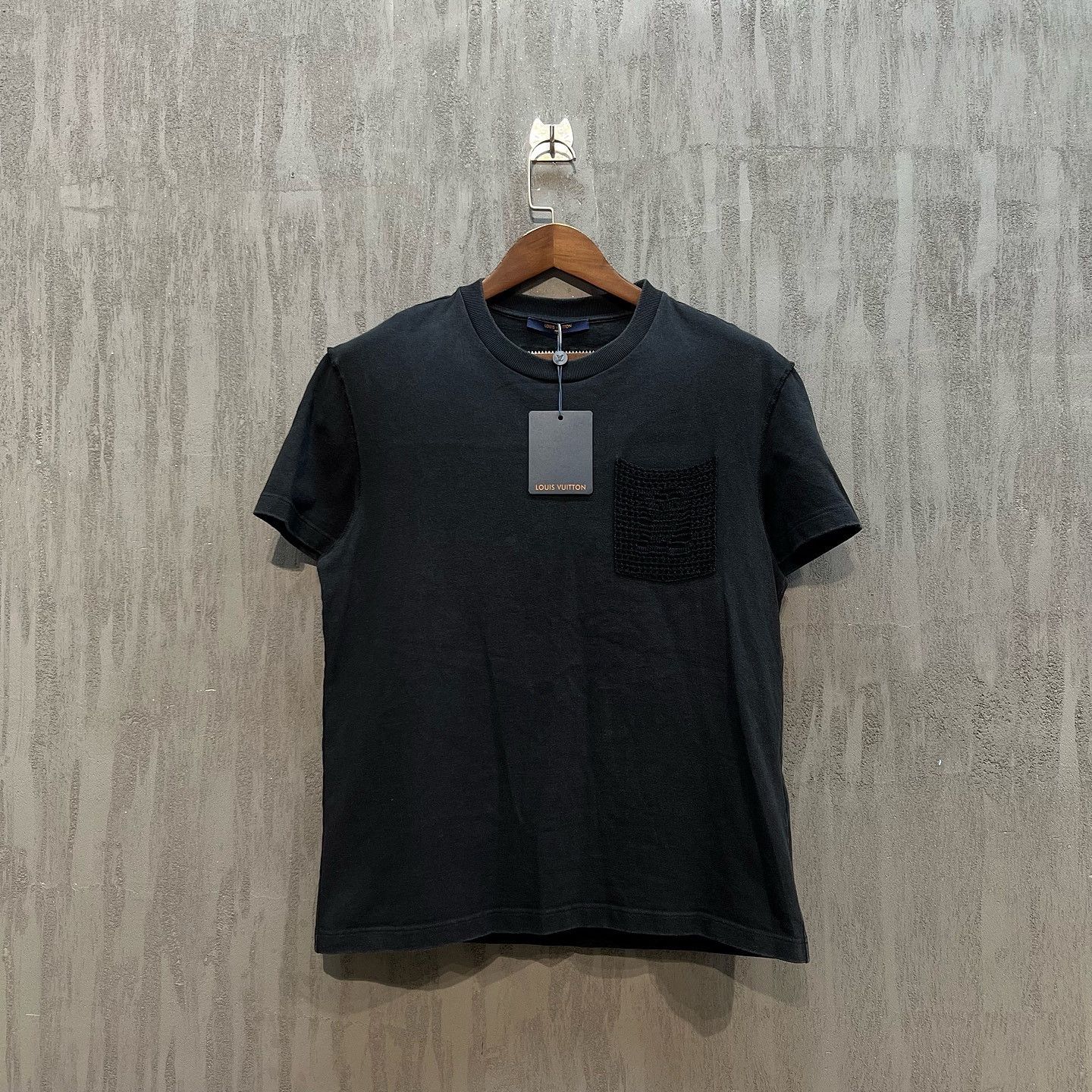 Louis Vuitton Crochet Pocket T-Shirt Size S