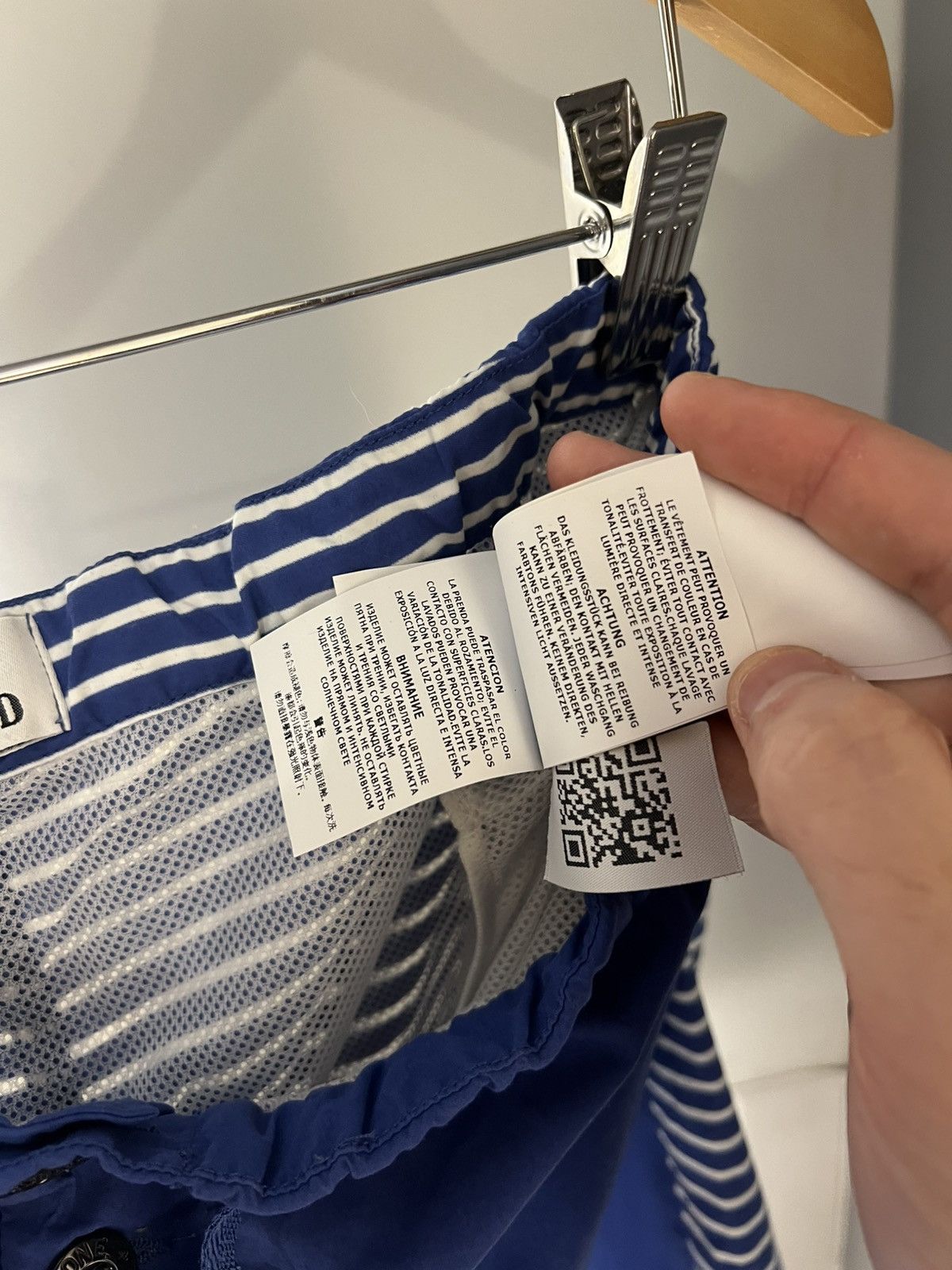 Stone Island STONE ISLAND MARINA SHORTS Size US 32 / EU 48 - 21 Thumbnail