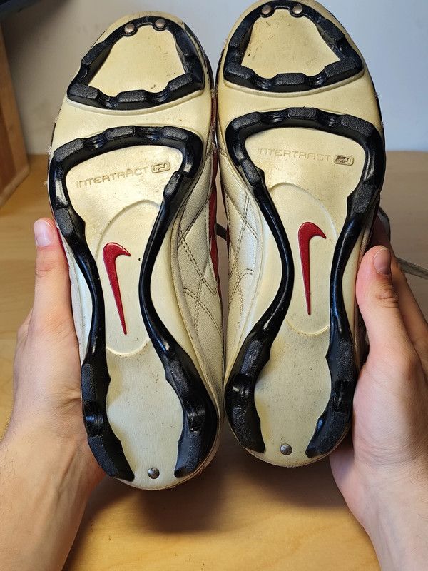 Nike Football Cleats 2003 Nike Air Ninety FG 302242 002 Size US 9 / EU 42 - 3 Thumbnail