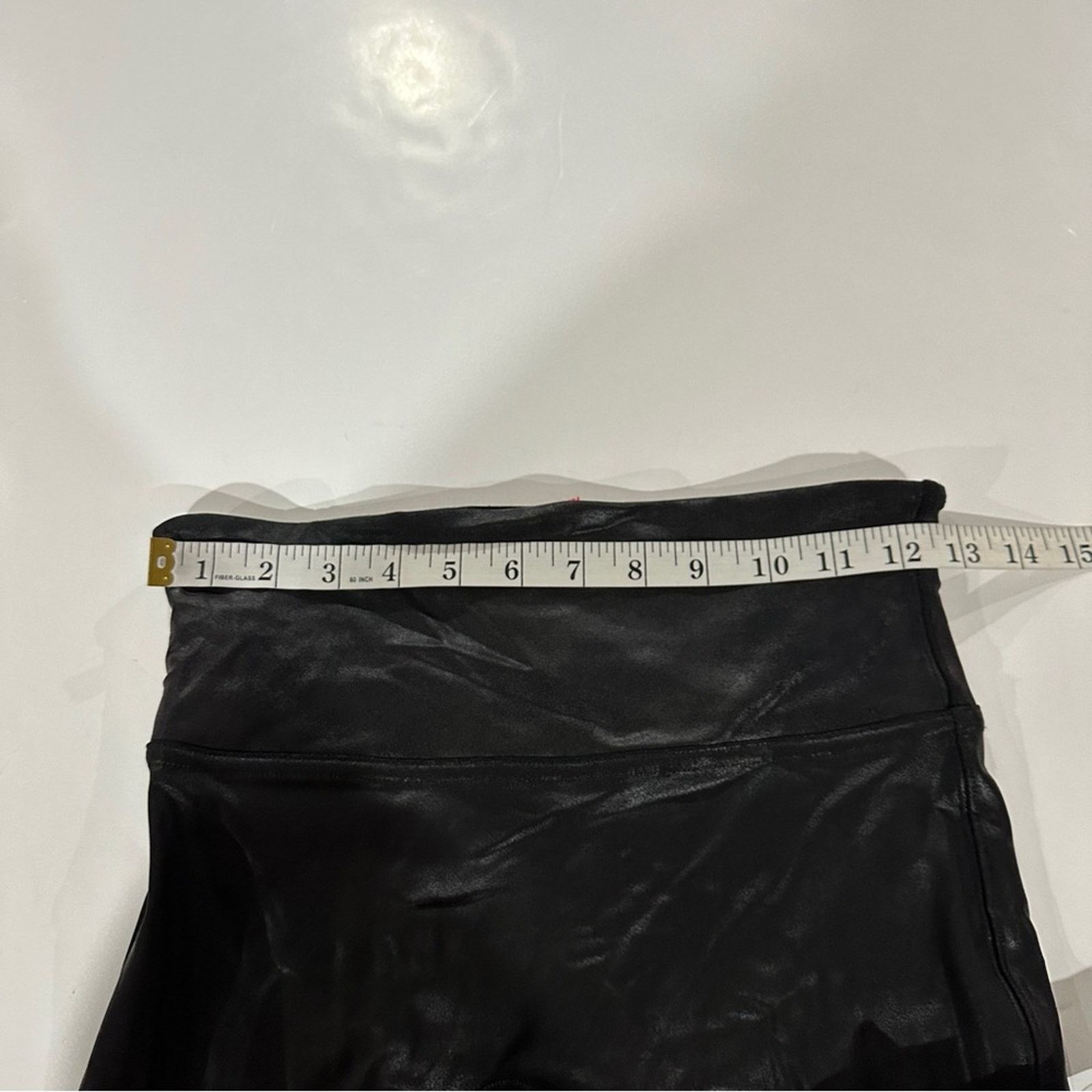 Spanx Spanx Black Faux Leather Smooth Mid Rise Leggings Size M Size 25" / US 0 / IT 36 - 9 Thumbnail