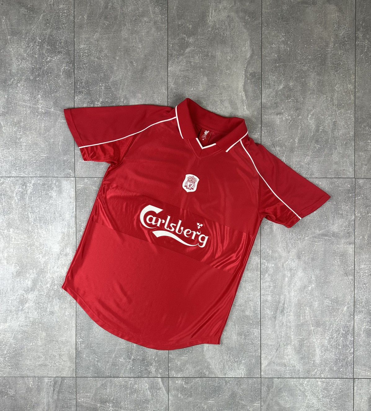 Other Liverpool Fc Merchandise Home Soccer Jersey 2000/01 Size US M / EU 48-50 / 2 - 1 Thumbnail