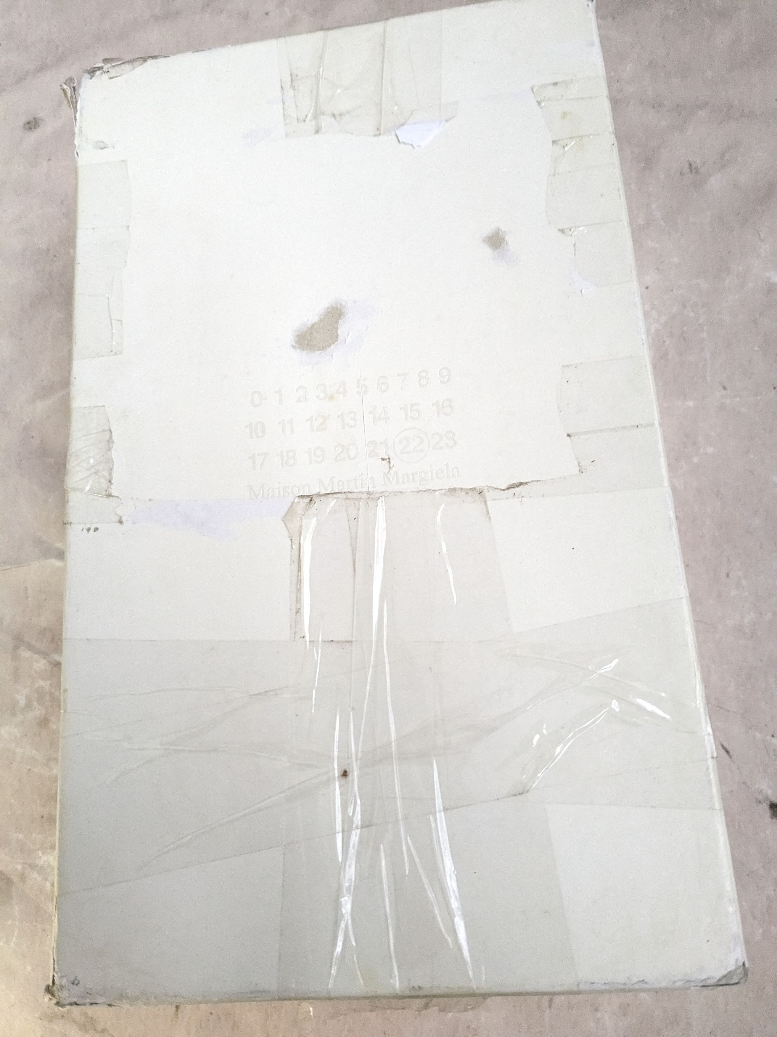 Maison Margiela Maison Margiela Replica Sneaker Size US 9 / EU 42 - 16 Thumbnail