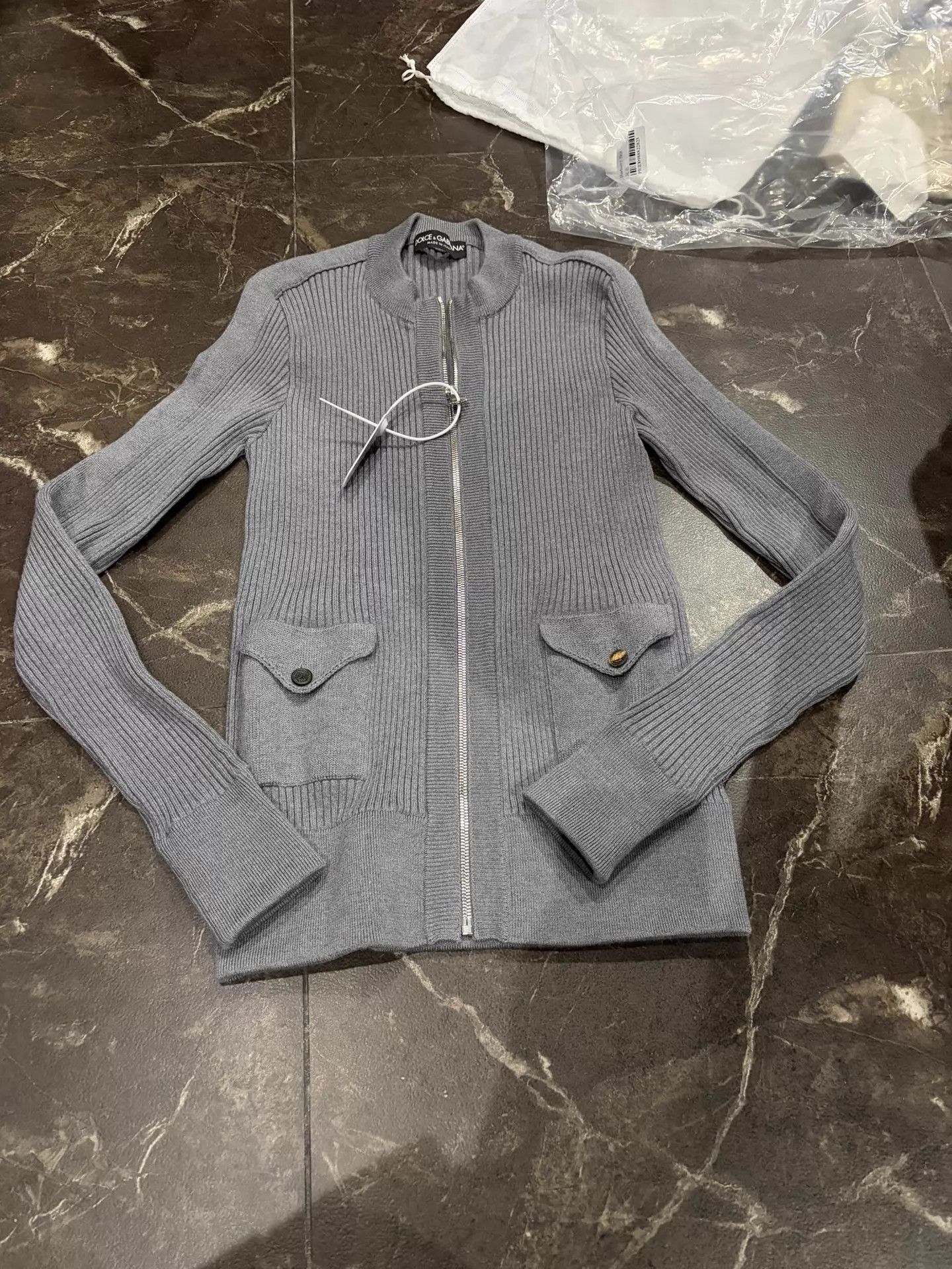 Dolce & Gabbana DG wool fitted knit cardigan 46 Size US S / EU 44-46 / 1 - 1 Thumbnail