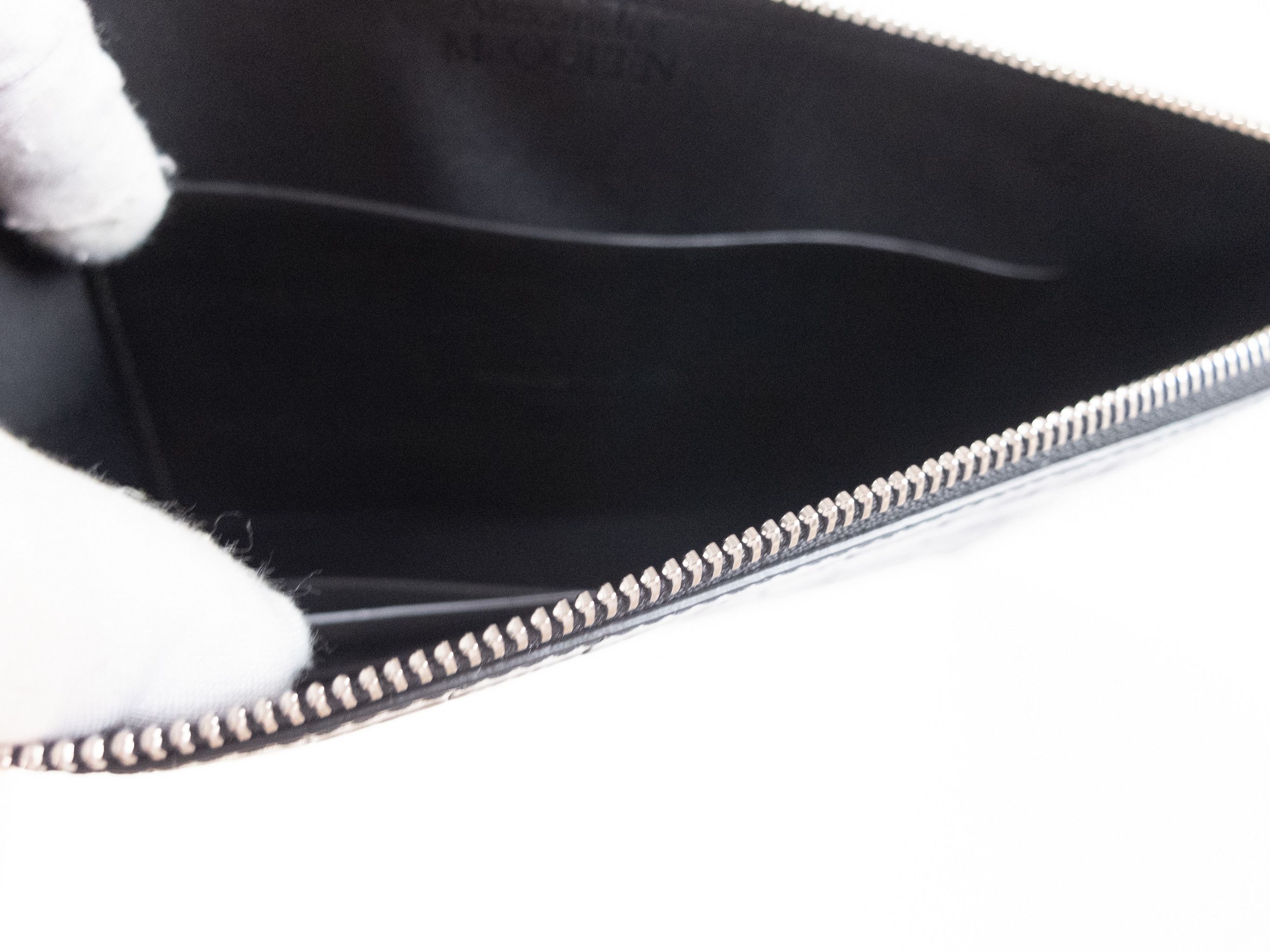 Alexander McQueen ALEXANDER MCQUEEN black croc effect leather flat clutch bag Size ONE SIZE - 7 Thumbnail