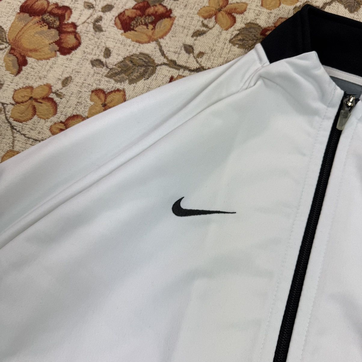 Nike × Vintage Nike Juventus Vintage Sweatshirt Jacket blokecore y2k RARE Size US S / EU 44-46 / 1 - 5 Thumbnail