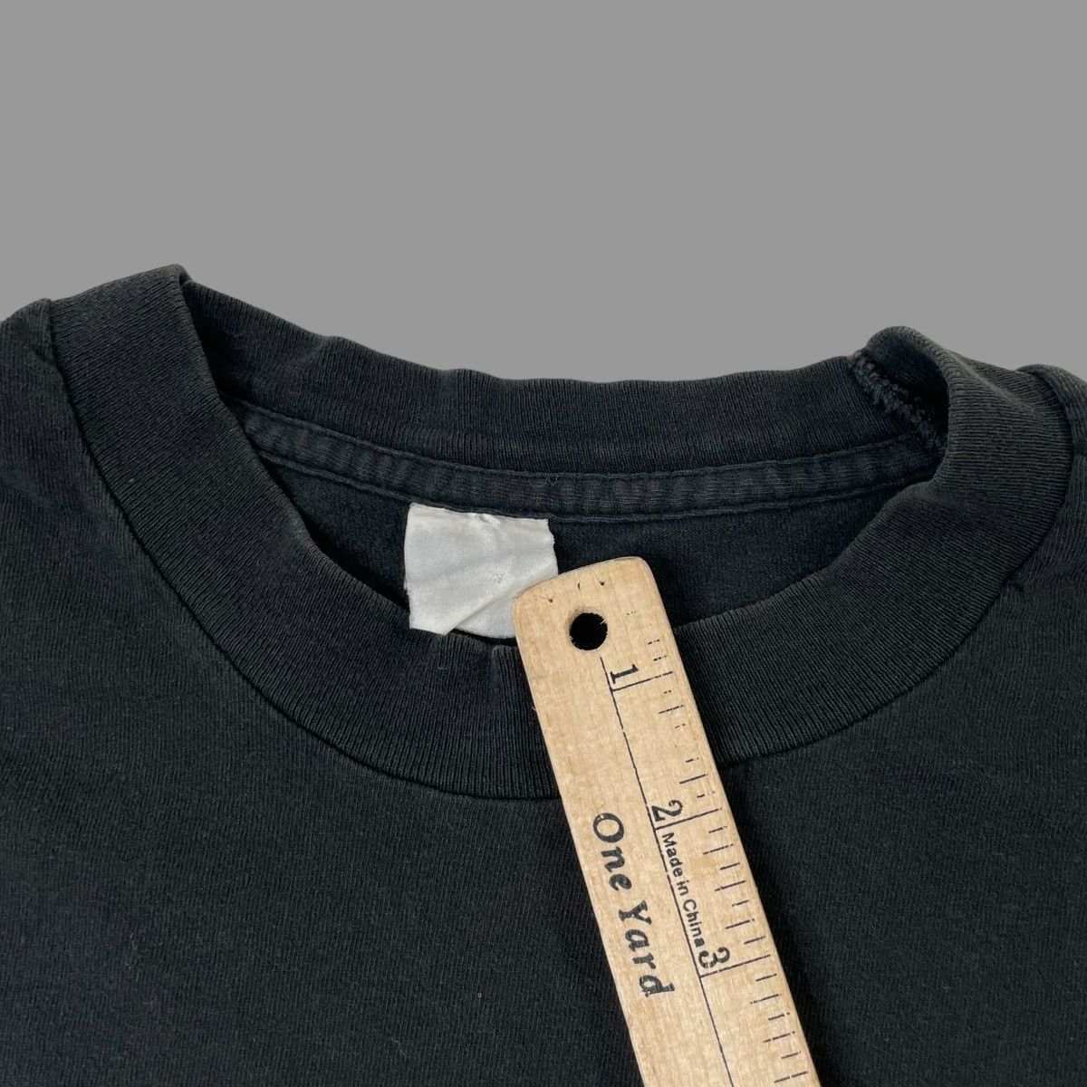 Vintage Vintage 1980s blank pocket t shirt Size US L / EU 52-54 / 3 - 4 Thumbnail