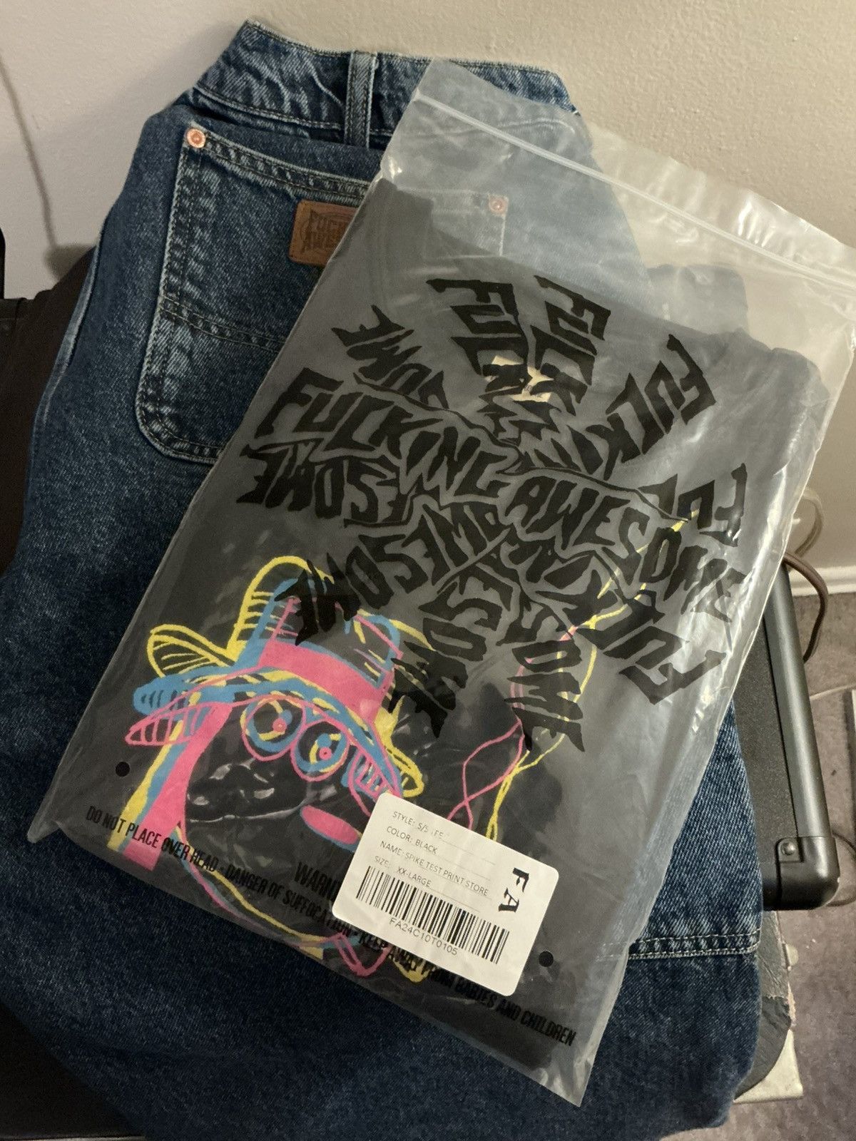 Fucking Awesome SPIKE TEST PRINT STORE TEE Size US XXL / EU 58 / 5 - 3 Thumbnail