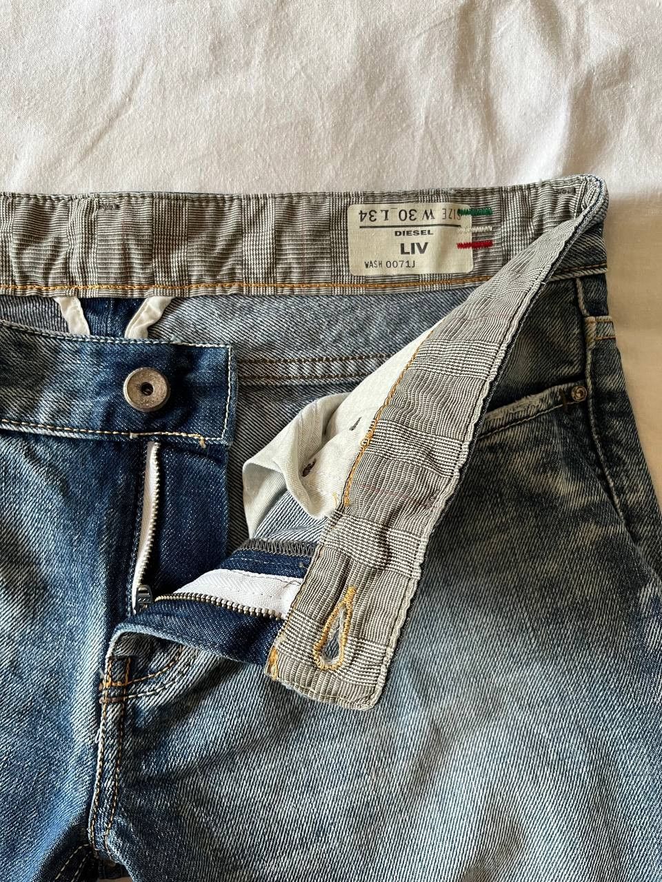 Diesel × Vintage Diesel Liv W30/L34 vintage women's distressed Y2K jeans Size 30" / US 8 / IT 44 - 3 Thumbnail