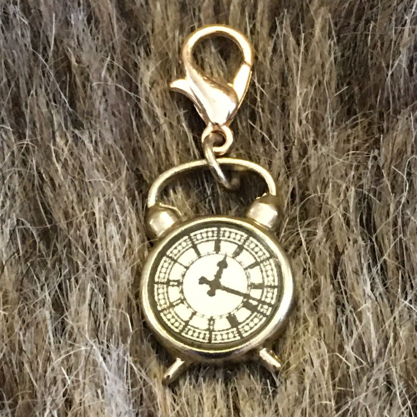 Jewelry Gold tone old time clock charm Size ONE SIZE - 1 Thumbnail