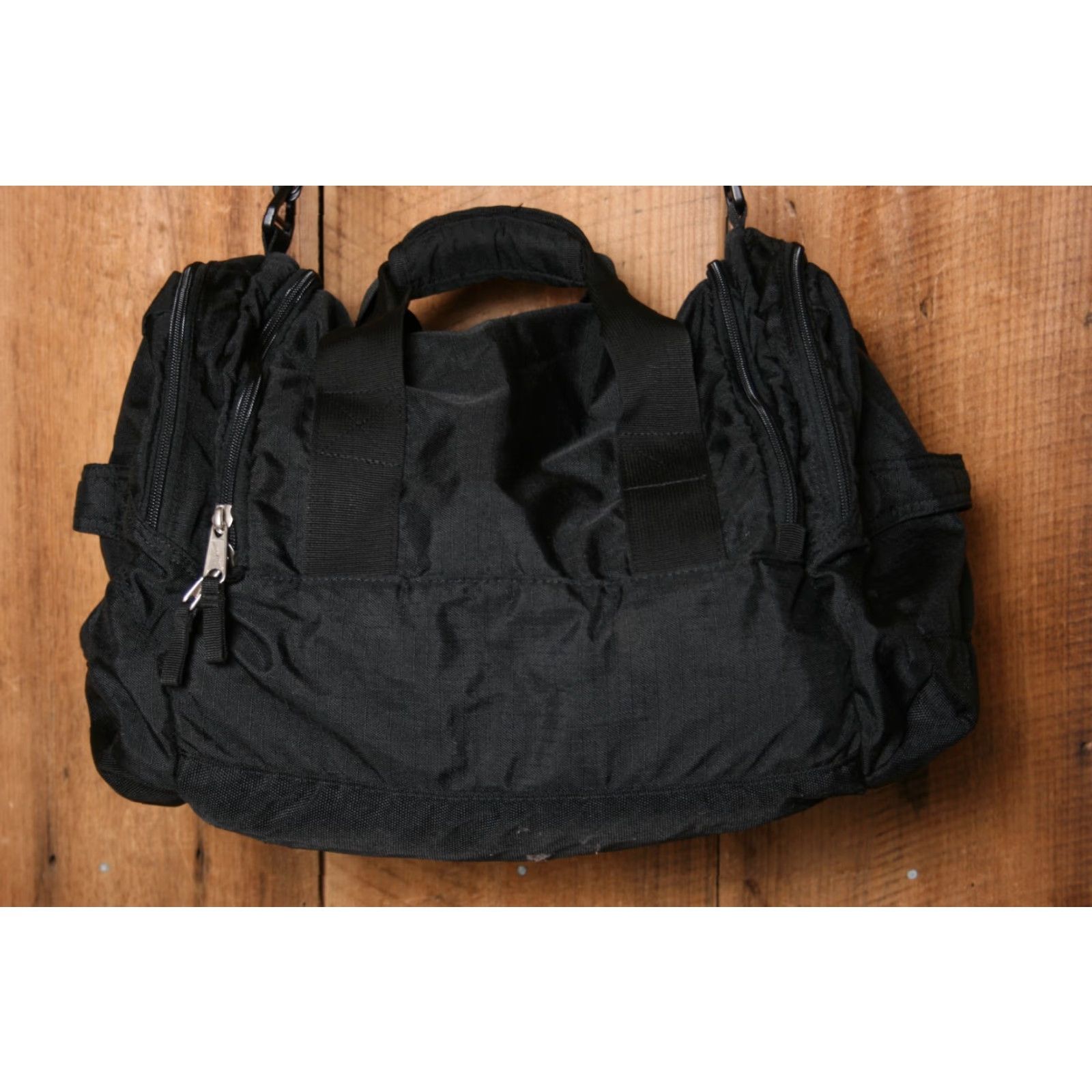 Eddie Bauer VINTAGE Eddie Bauer Duffel Bag Black Travel Duffle Bag Carry-On with Shoulder Strap Men Medium Polyester Canvas Zip Size ONE SIZE - 3 Thumbnail