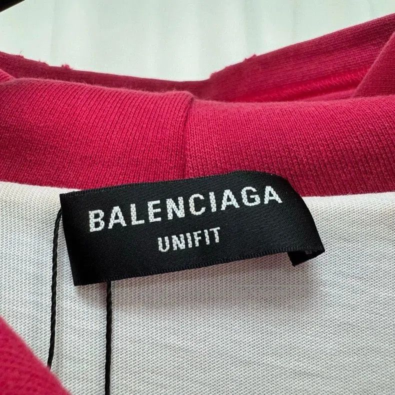 Balenciaga Balenciaga Distressed Logo Hoodie. Size US XXS / EU 40 - 5 Thumbnail