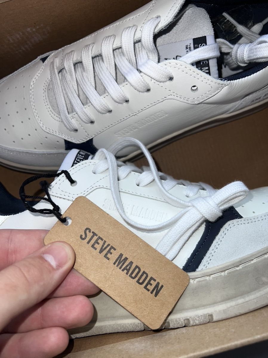 Steve Madden Steve Madden White/Navy Sneakers - Old Money Style Size US 8.5 / EU 41-42 - 6 Thumbnail