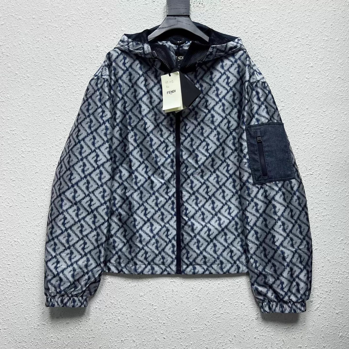 Fendi FENDI all over print shell jacket new tags IT50 Size US M / EU 48-50 / 2 - 1 Thumbnail