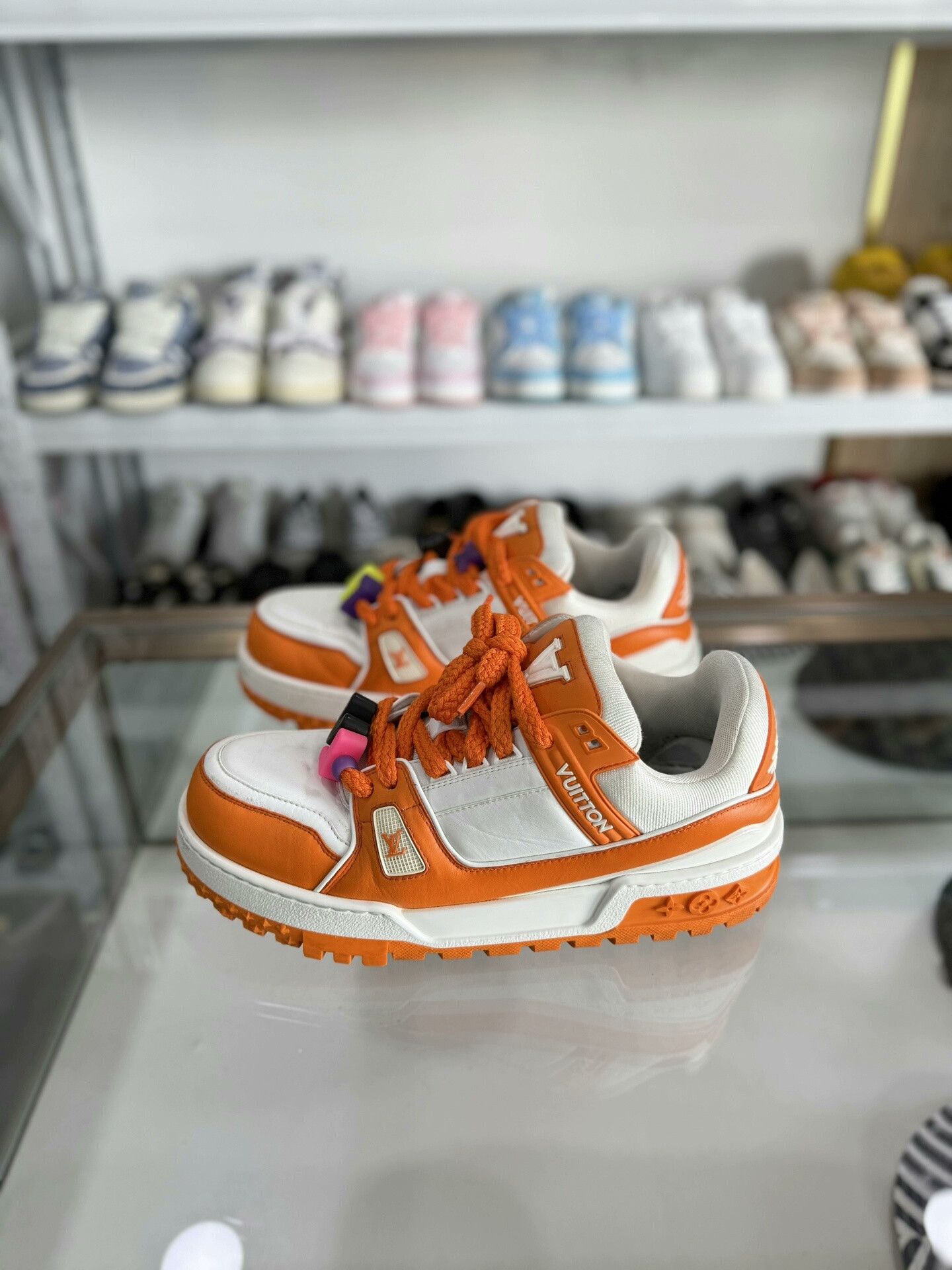 Louis Vuitton Louis Vuitton Trainer White Orange Men's Size US 10 / EU 43 - 1 Thumbnail