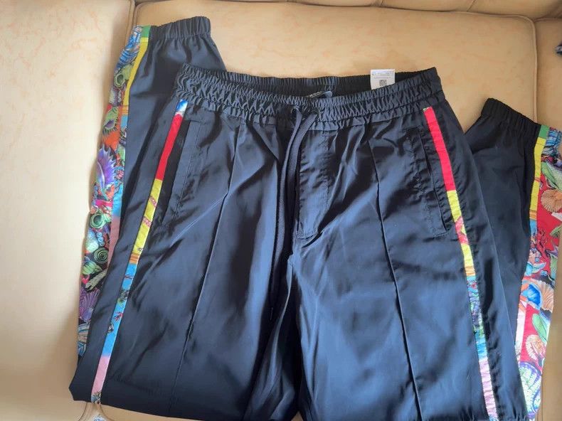 Versace Versace Casual trousers Size US 32 / EU 48 - 9 Thumbnail