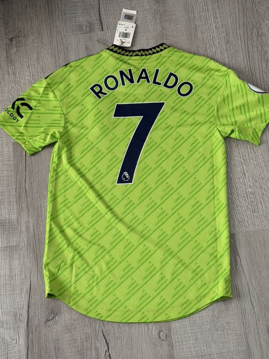 Adidas Adidas Ronaldo Man Utd 21/22 Jersey Player Version Size US S / EU 44-46 / 1 - 1 Thumbnail