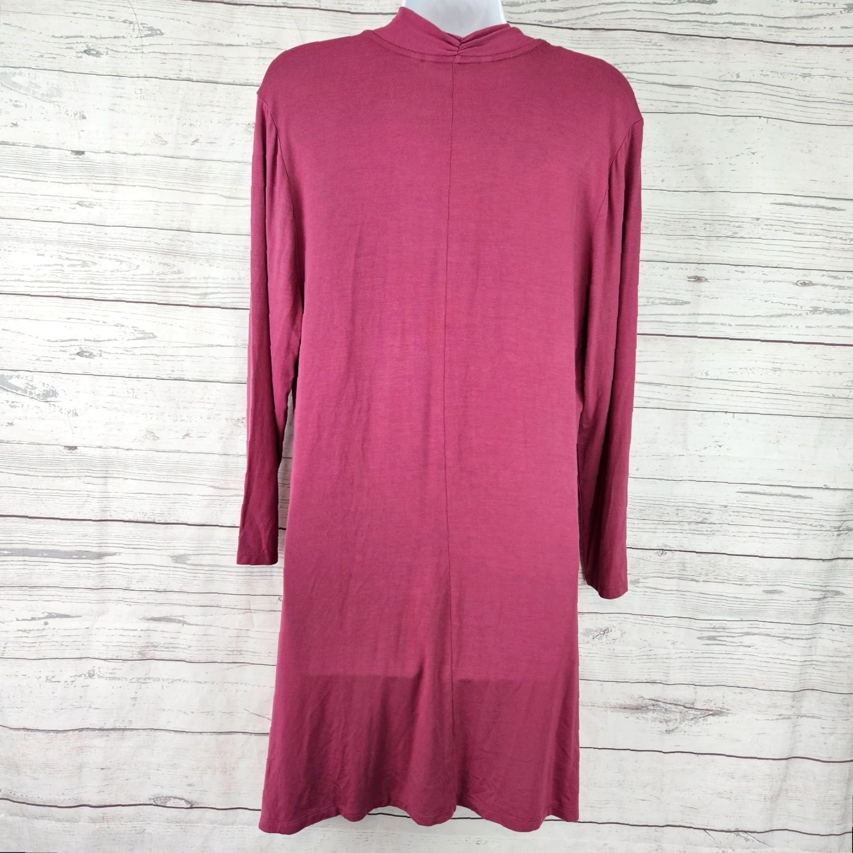Soft Surroundings Soft Surroundings Womens Tunic L Purple Long Sleeve Modal Blend Blouse Shirt Womens L Purple Tunic 20.5" 31.5" 20.5" Measurements Size L / US 10 / IT 46 - 3 Thumbnail
