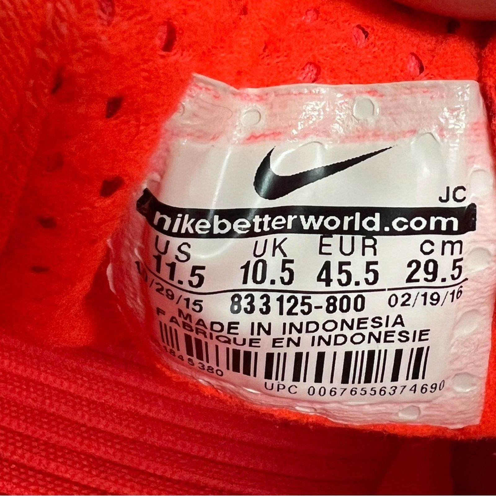 Nike NIKE ROSHE ONE HYPERFUSE BR MEN 11.5 TOTAL CRIMSON & WHITE Size US 11.5 / EU 44-45 - 10 Thumbnail