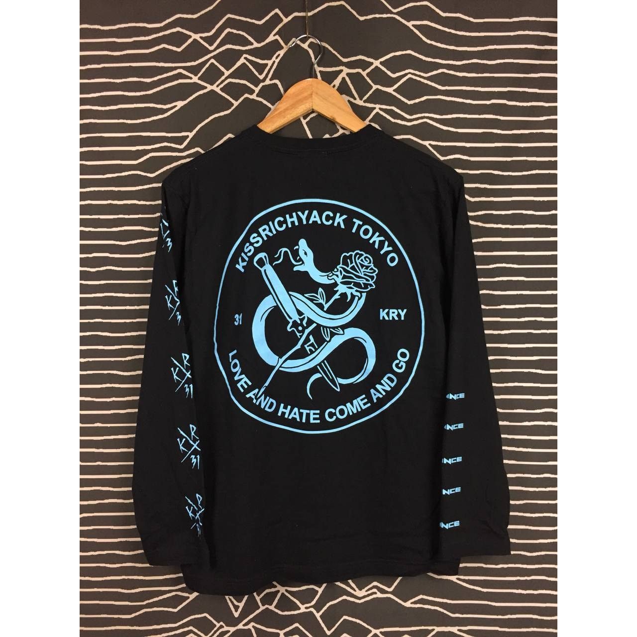 Japanese Brand Kryclothing Japanese Brand Kiss Rich Yack Long Sleeve Tee Size US M / EU 48-50 / 2 - 1 Thumbnail