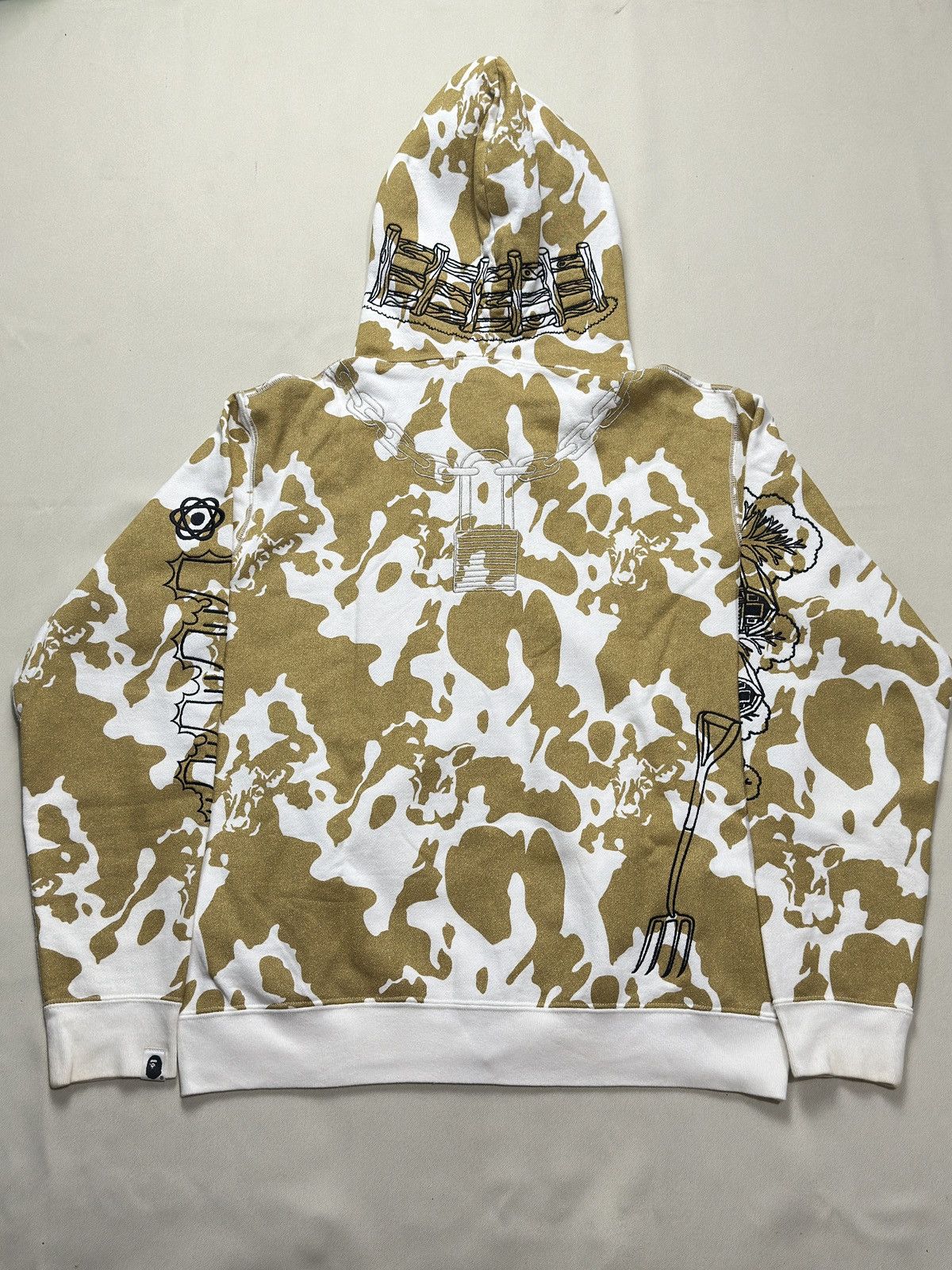 Bape Holstein Cow Full Zip Hoodie Size US S / EU 44-46 / 1 - 8 Thumbnail
