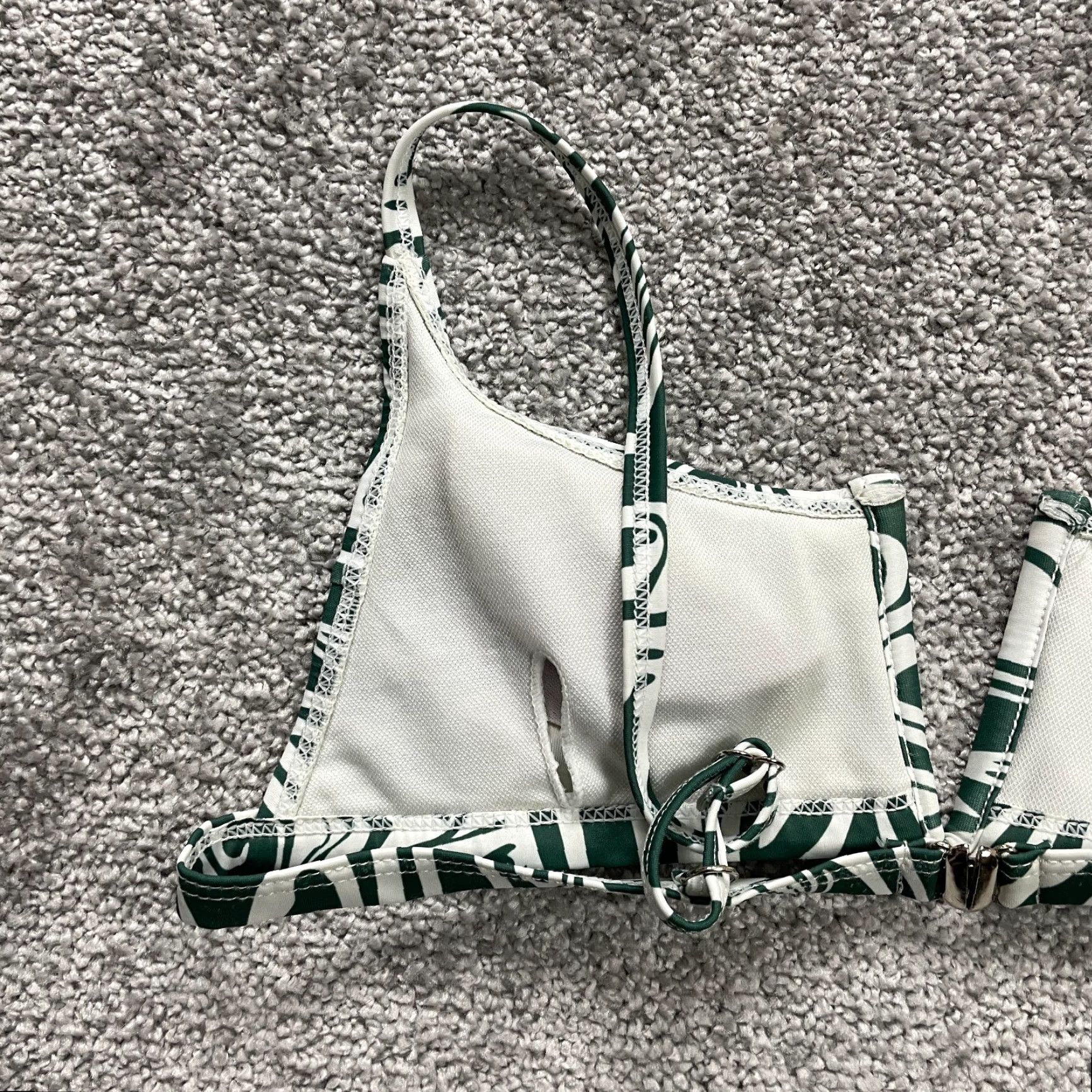 Vintage Unbranded Swimwear Bikini Top Green White Abstract Spaghetti Beach 22" Top Womens Size 3XL / US 20-22 - 6 Thumbnail