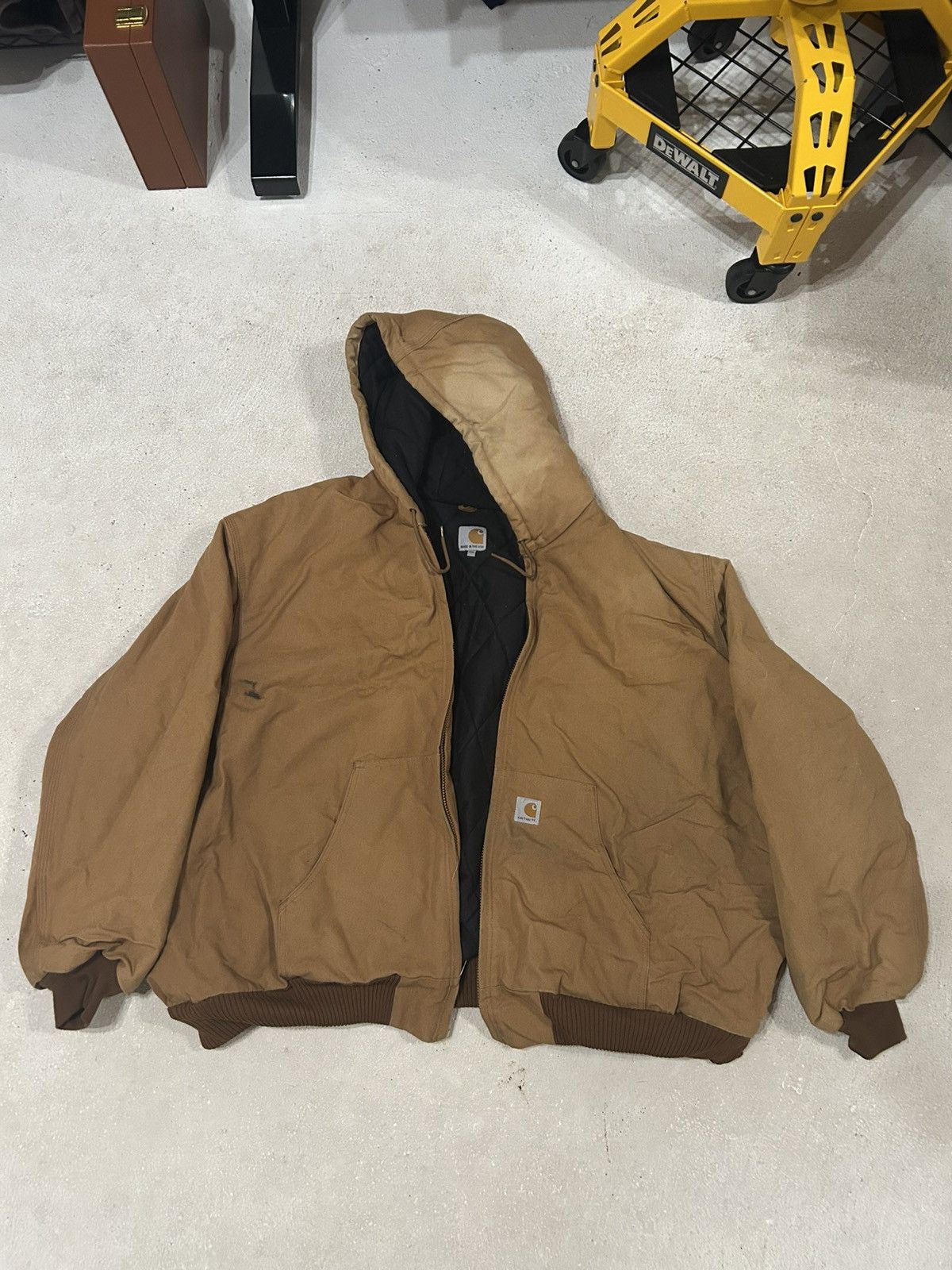 Carhartt Cahartt J140 BRN Diamond-Quilted Hooded Detroit Jacket 5XL Size US XXL / EU 58 / 5 - 1 Thumbnail