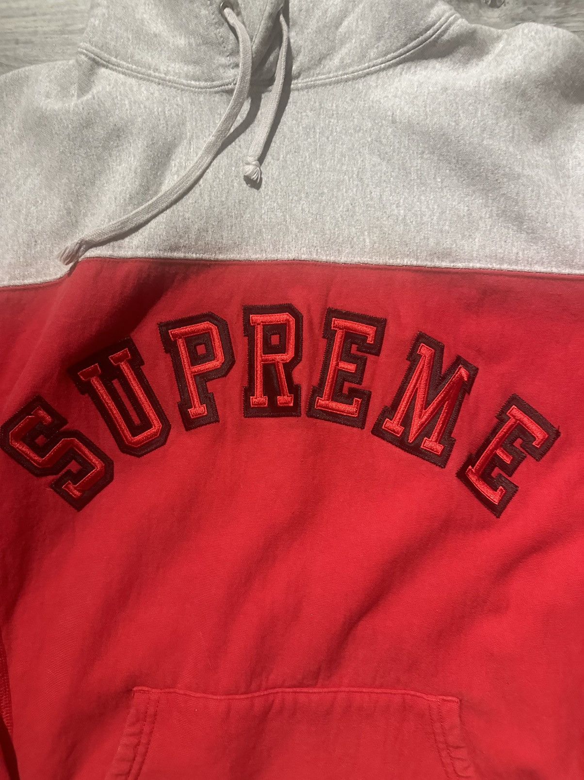 Supreme Supreme Logo Hoodie Size US L / EU 52-54 / 3 - 2 Thumbnail