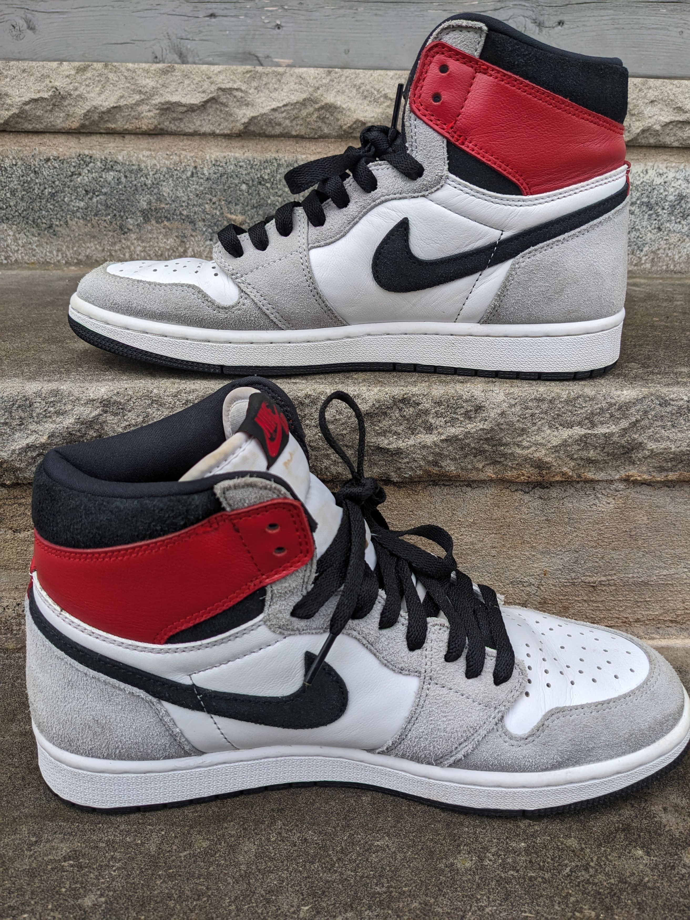 Jordan Brand × Nike Nike Air Jordan 1 Retro High OG Smoke (555088-126) Size 9 Size US 9 / EU 42 - 2 Thumbnail