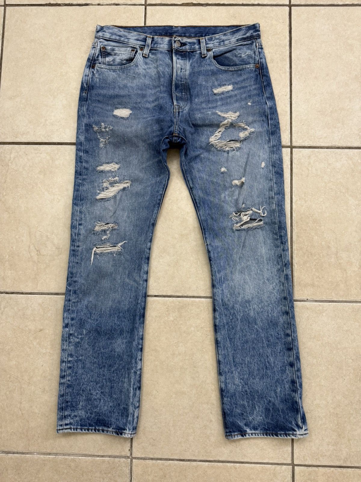 Levi's Levi's 501 Mens Blue Jeans Vintage Distressed W34 L32 Size US 34 / EU 50 - 1 Thumbnail