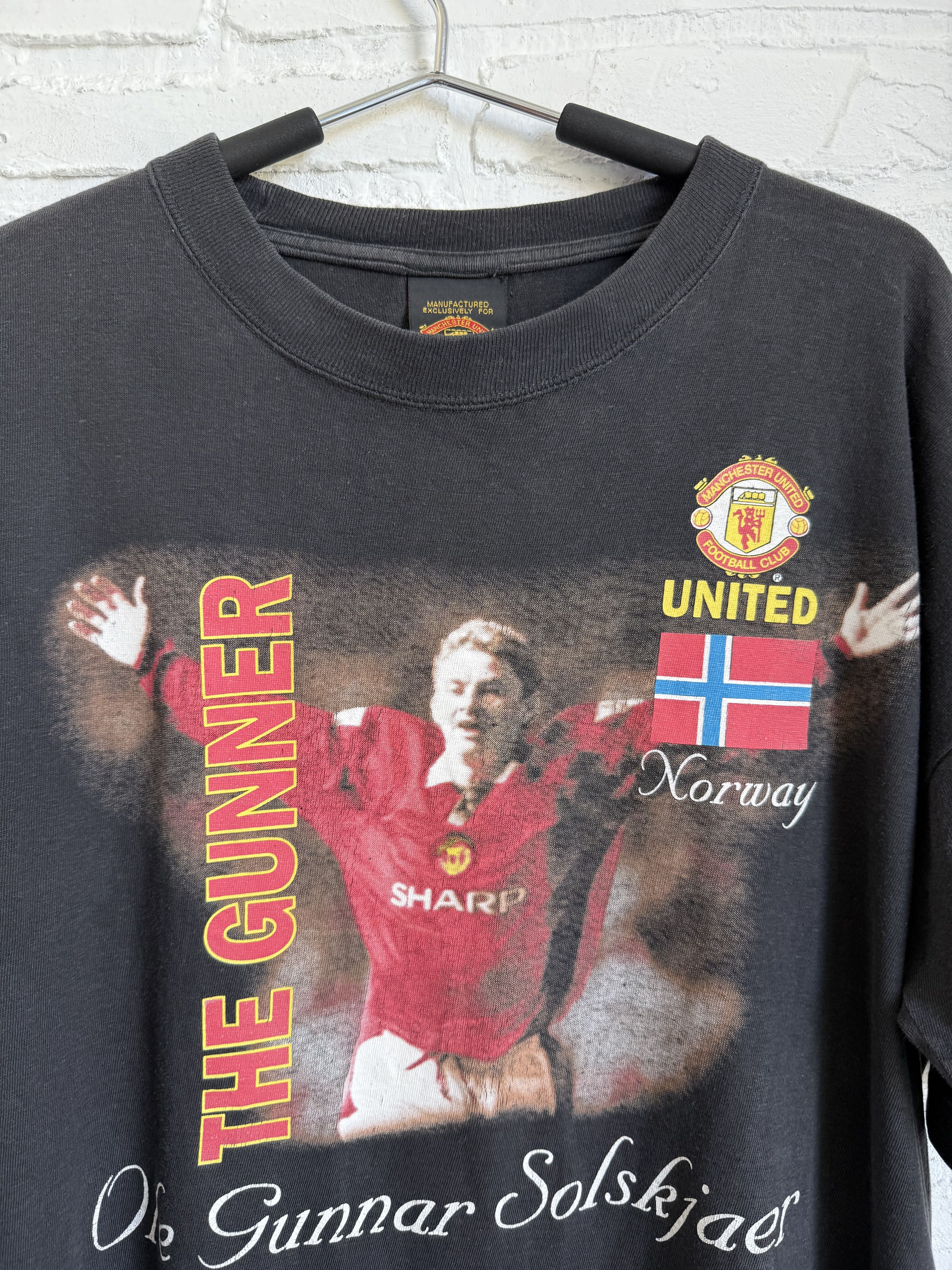 Vintage Vintage 1998 Manchester United ole gunnar Solskjær t-shirt Size US XL / EU 56 / 4 - 3 Thumbnail