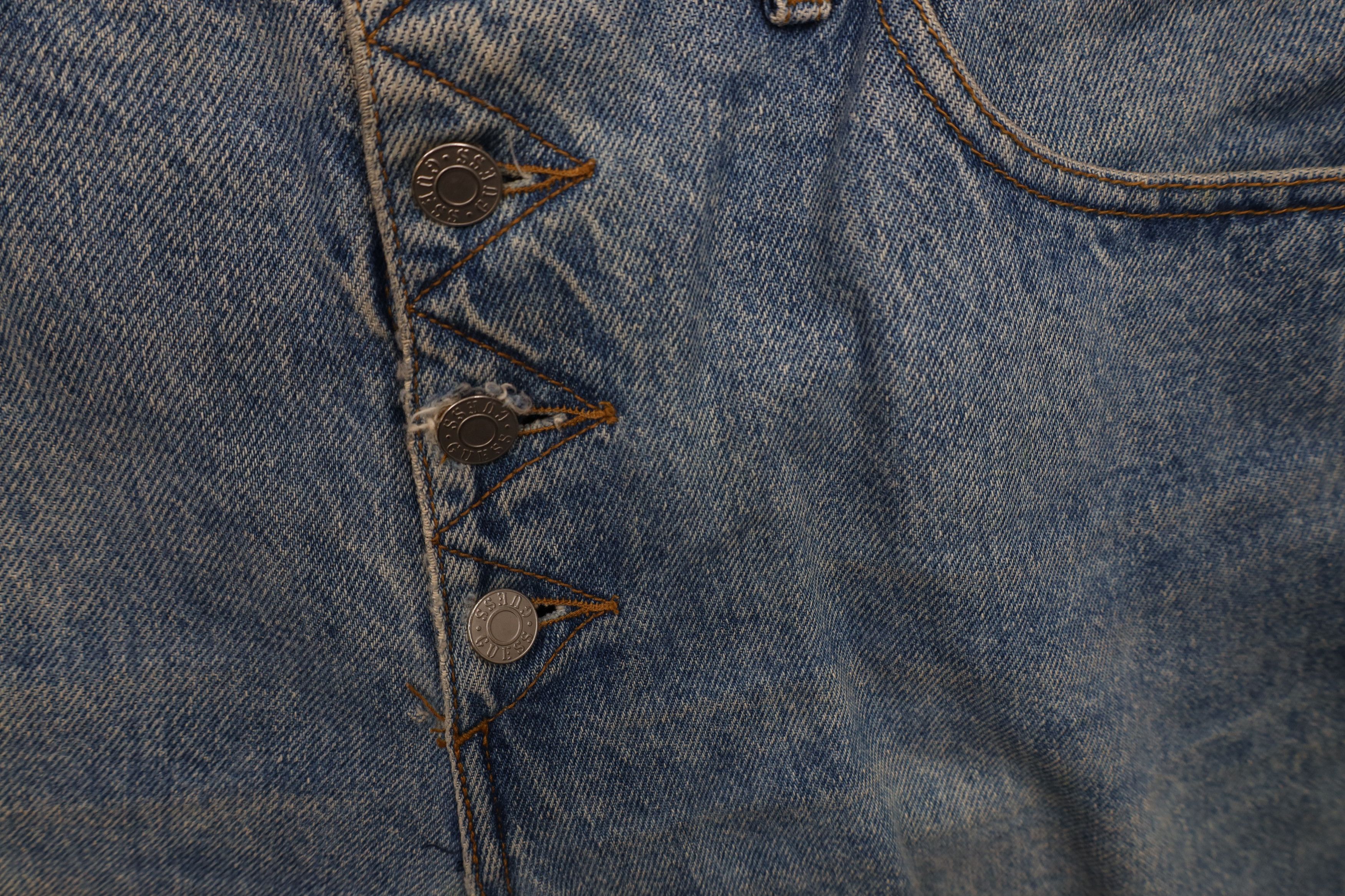 Guess × Vintage Vintage 90s Guess Tapered Leg Button Fly Denim Jeans USA Size US 30 / EU 46 - 8 Thumbnail