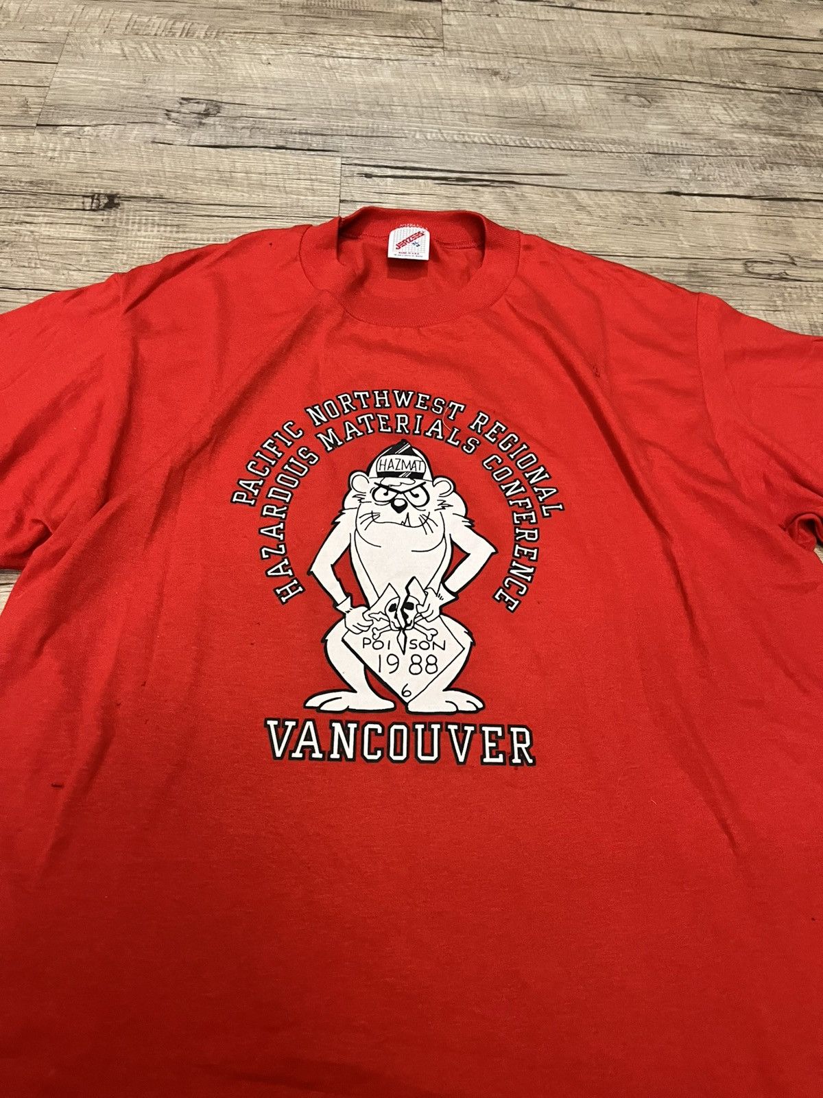 Jerzees Vintage 80’s Jerzees Taz Vancouver Tee SZ XL Size US XL / EU 56 / 4 - 4 Thumbnail