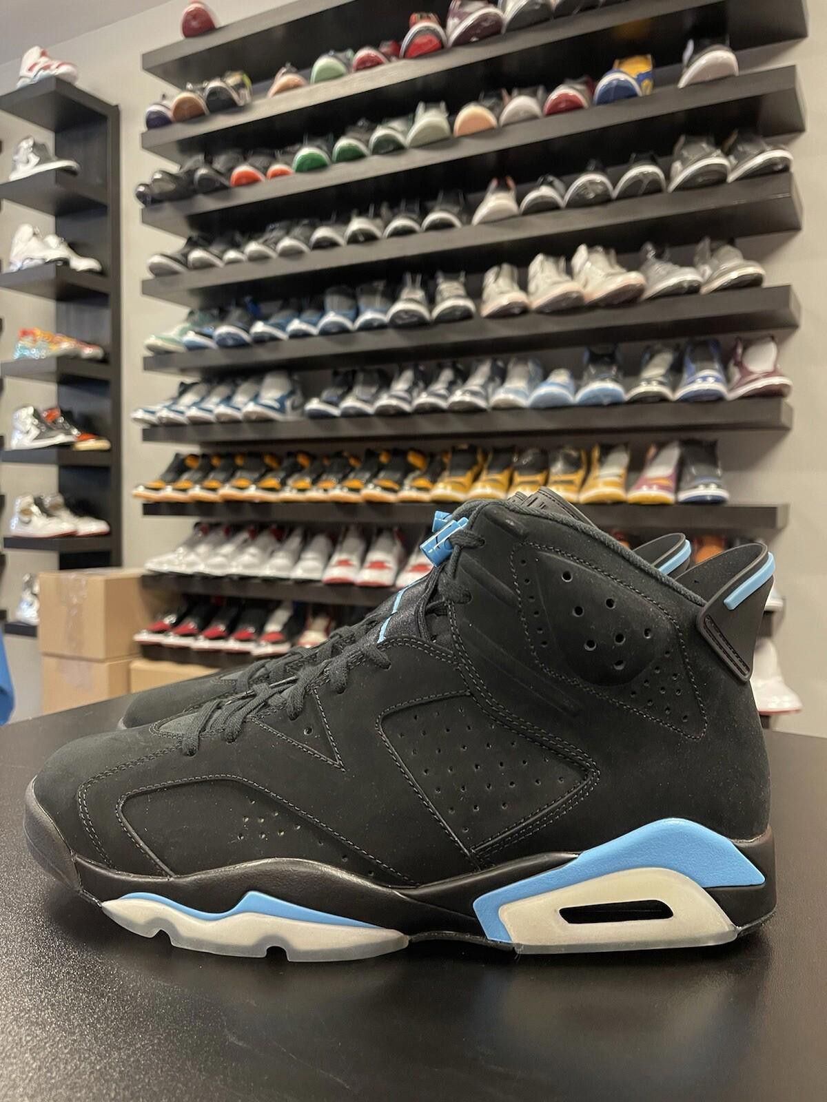 Designer Size 13 - Nike Air Jordan 6 Retro 'UNC' 384664-006 Men's Size US 13 / EU 46 - 1 Thumbnail