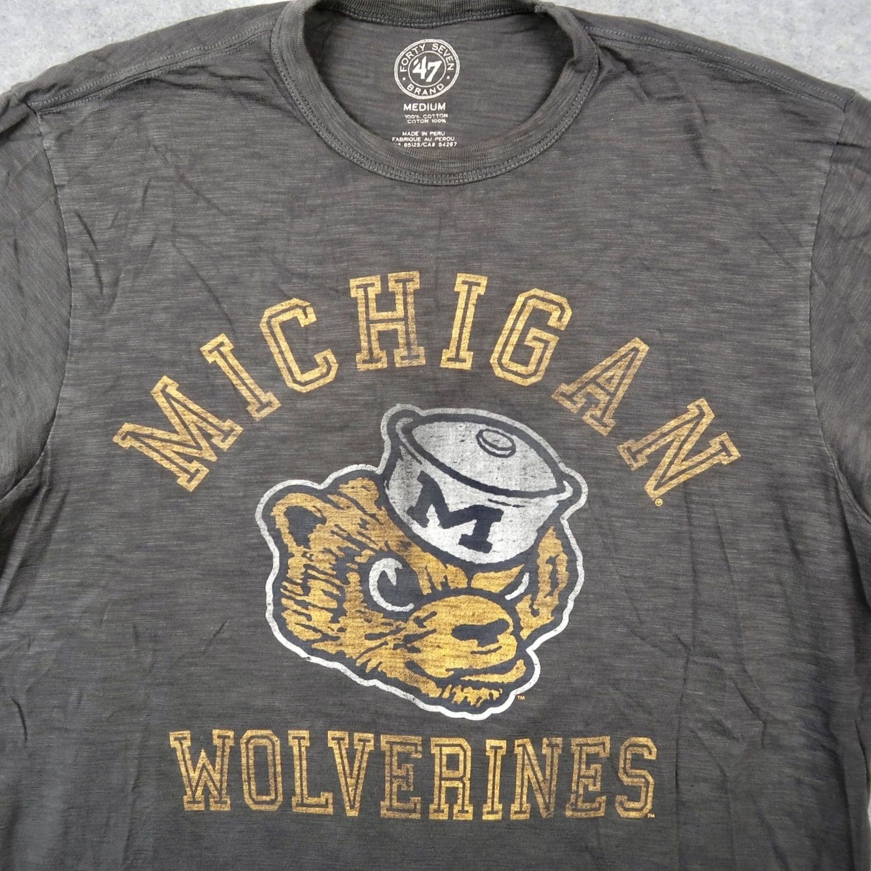 47 47 Brand Michigan Wolverines T-Shirt Mens Medium M Gray Mascot Graphic Size US M / EU 48-50 / 2 - 3 Thumbnail