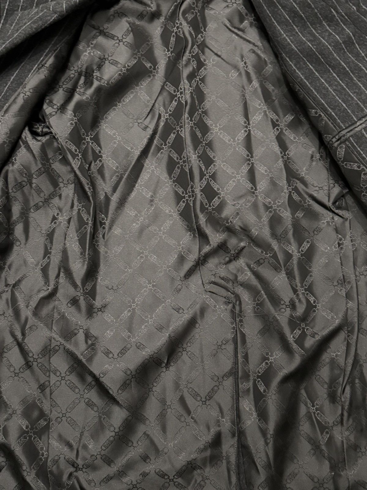 Michael Kors Michael Kors Pinstriped Wool Blazer Size XS / US 0-2 / IT 36-38 - 4 Thumbnail