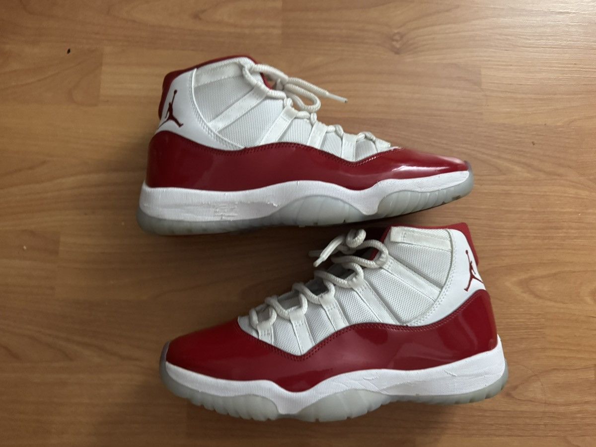 Jordan Brand Nike Air Jordan 11 Cherry 2022 Size US 10.5 / EU 43-44 - 5 Thumbnail