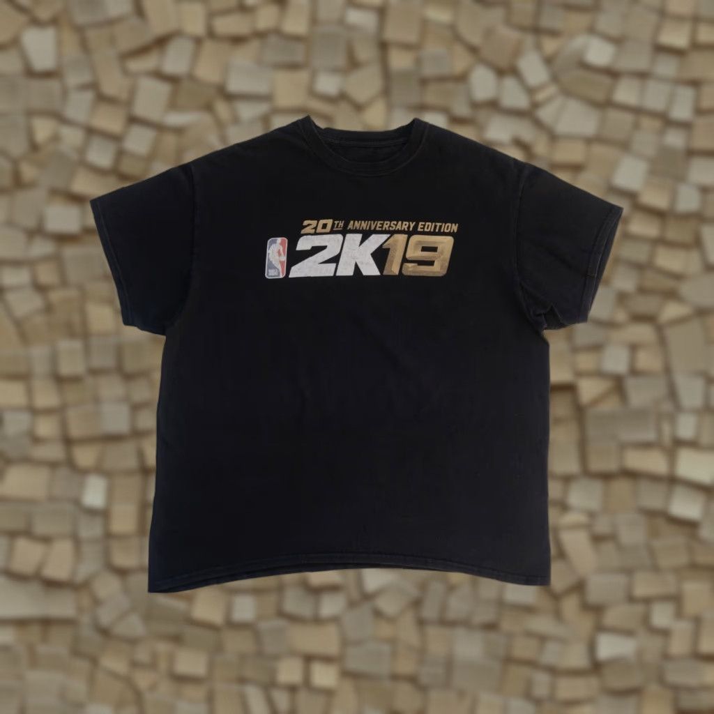 NBA VINTAGE NBA 2K19 20th ANNIVERSARY Y2K BLACK T SHIRT Mens XL Xbox PlayStation Crew Neck Short Sleeve Graphic Print Cotton Size US XL / EU 56 / 4 - 1 Thumbnail