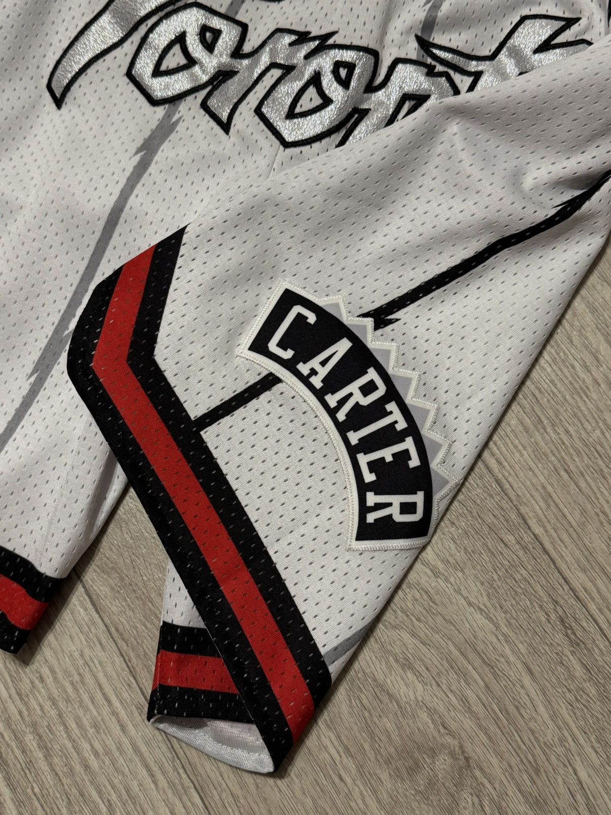 NBA 🔷NBA Toronto Raptors Vince Carter #15 Basketball Shorts🔷 Size US 34 / EU 50 - 4 Thumbnail
