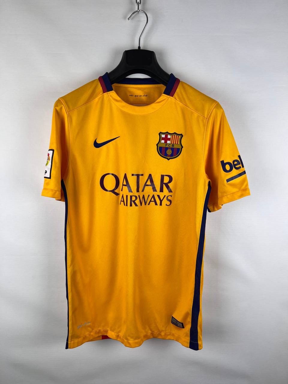 Nike Barcelona Nike 2015-16 jersey t-shirt size S Size US S / EU 44-46 / 1 - 1 Thumbnail